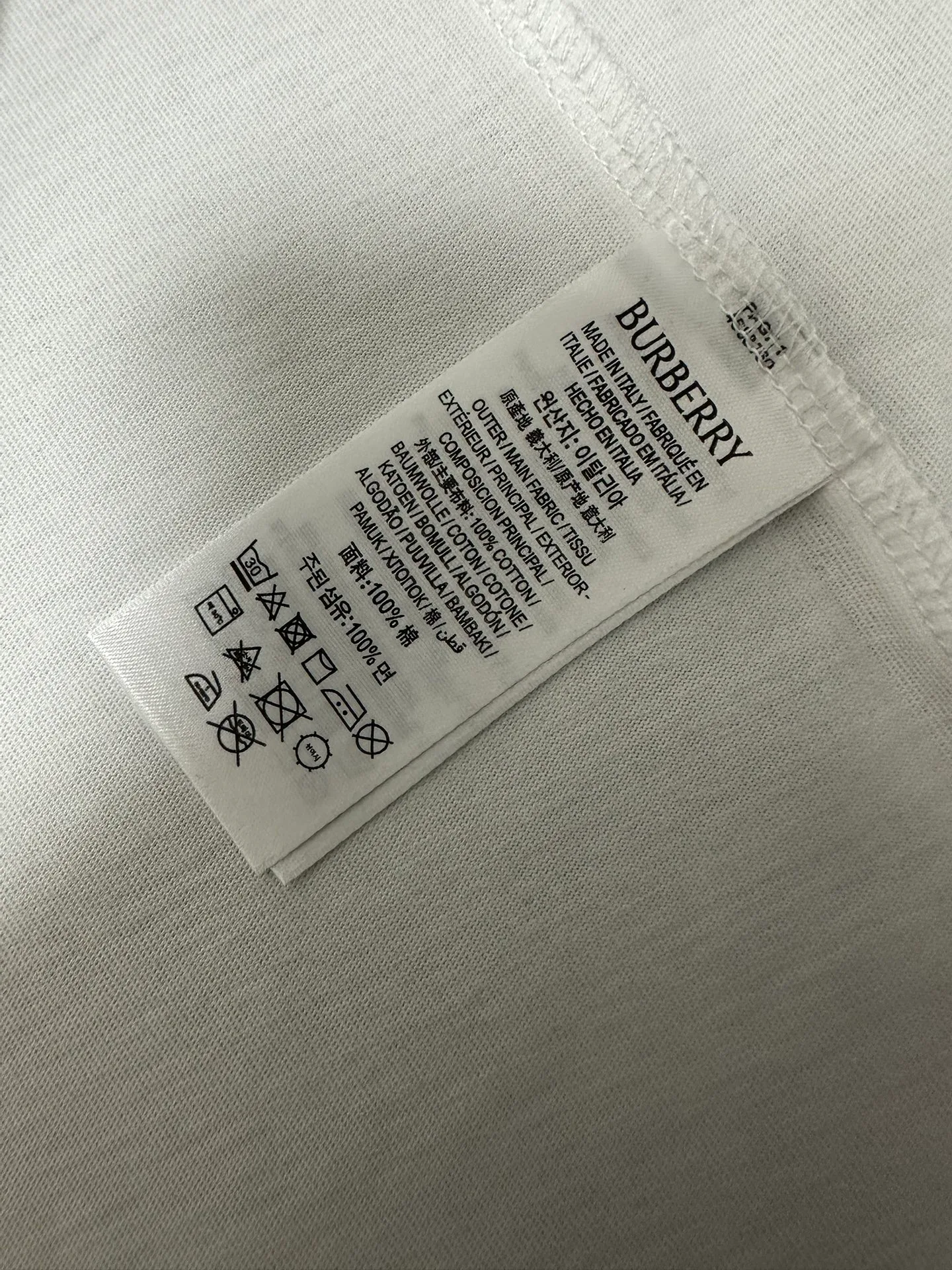 Футболки Женские Burberry 3984753