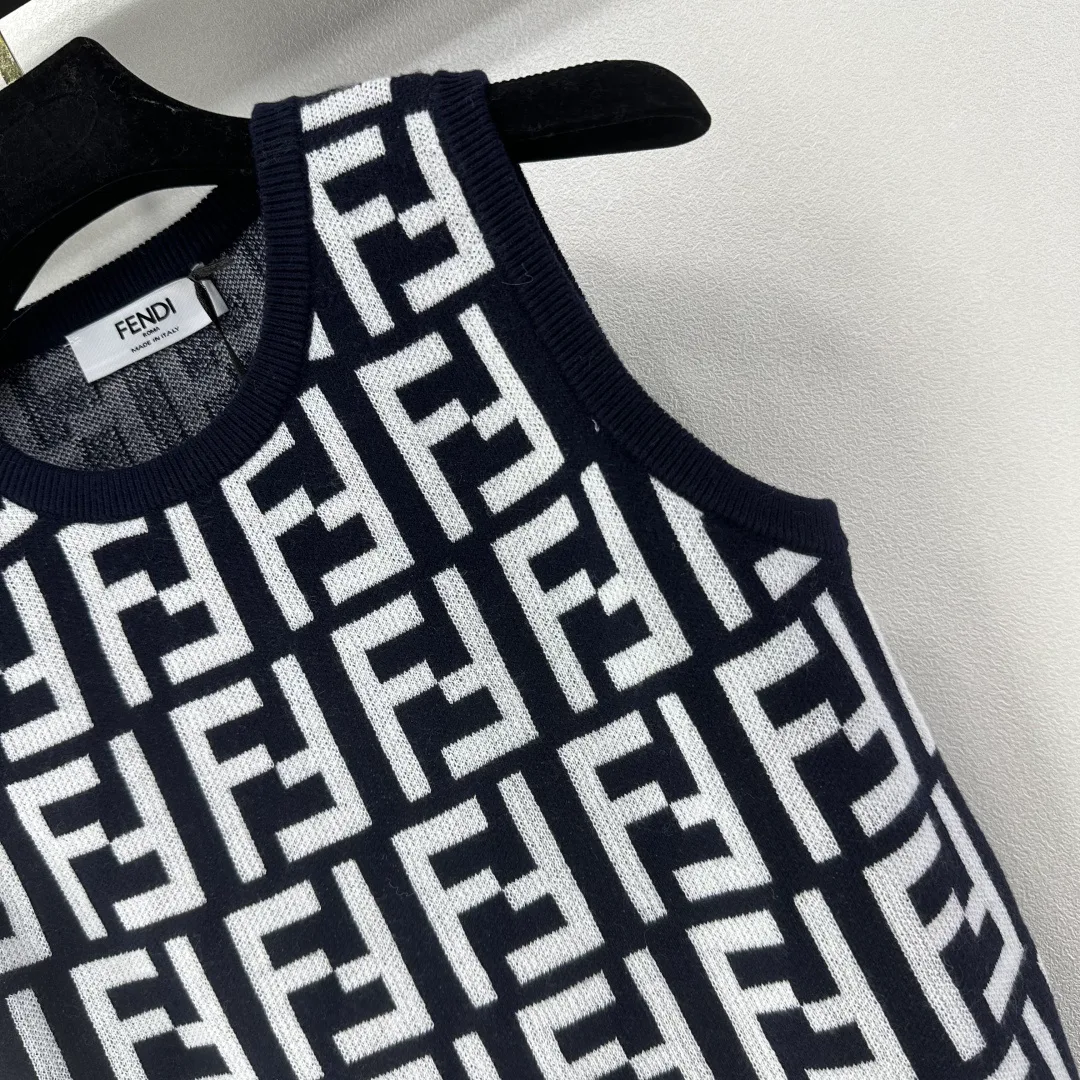 Жилеты Женские Fendi 5179594