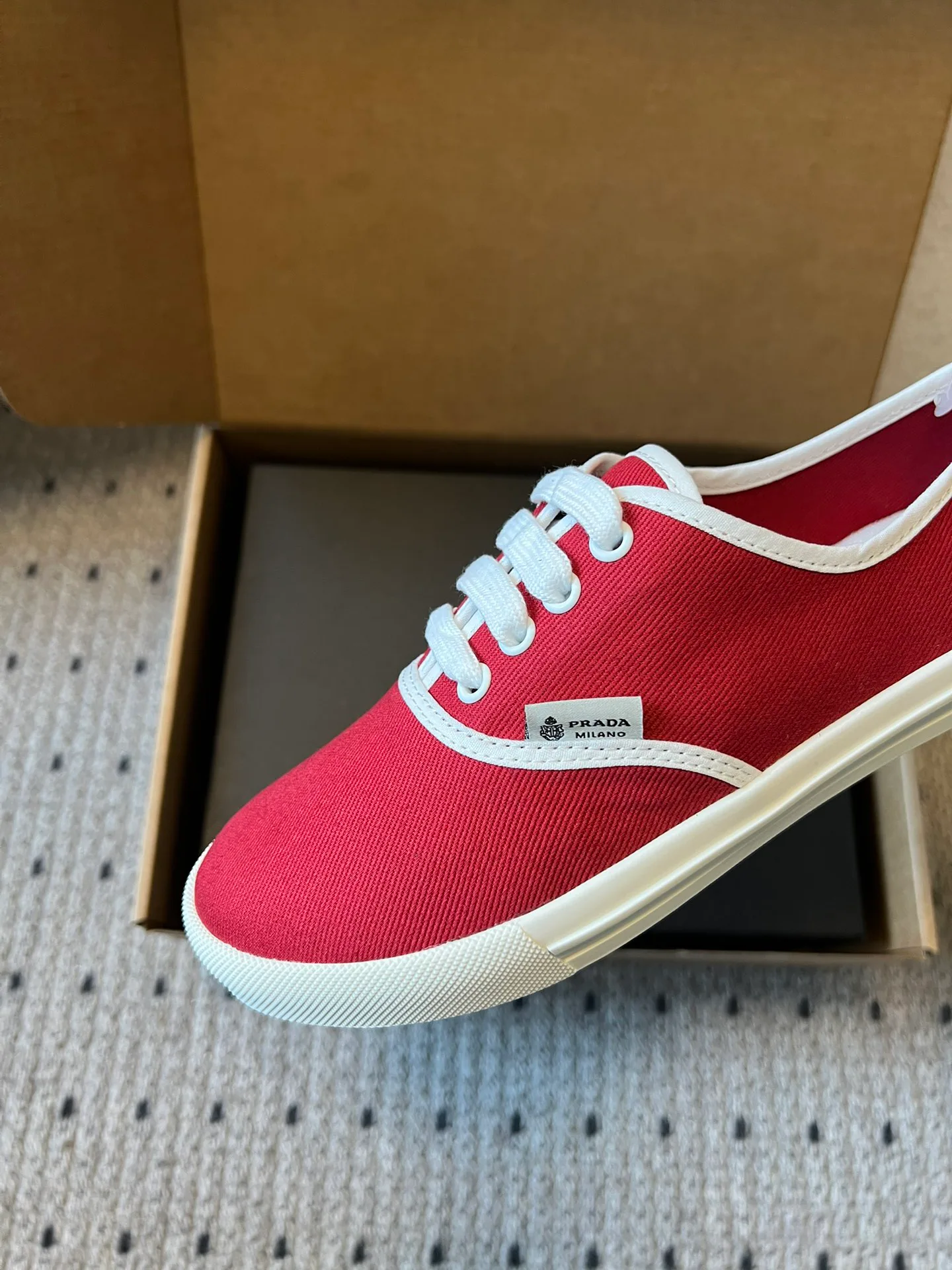 Кеды Женские Prada 11609483