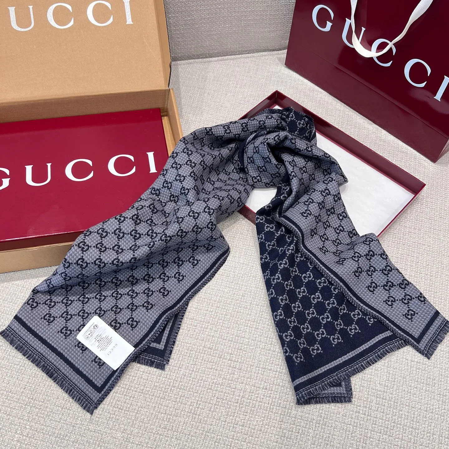 Шарфы Gucci 17992023