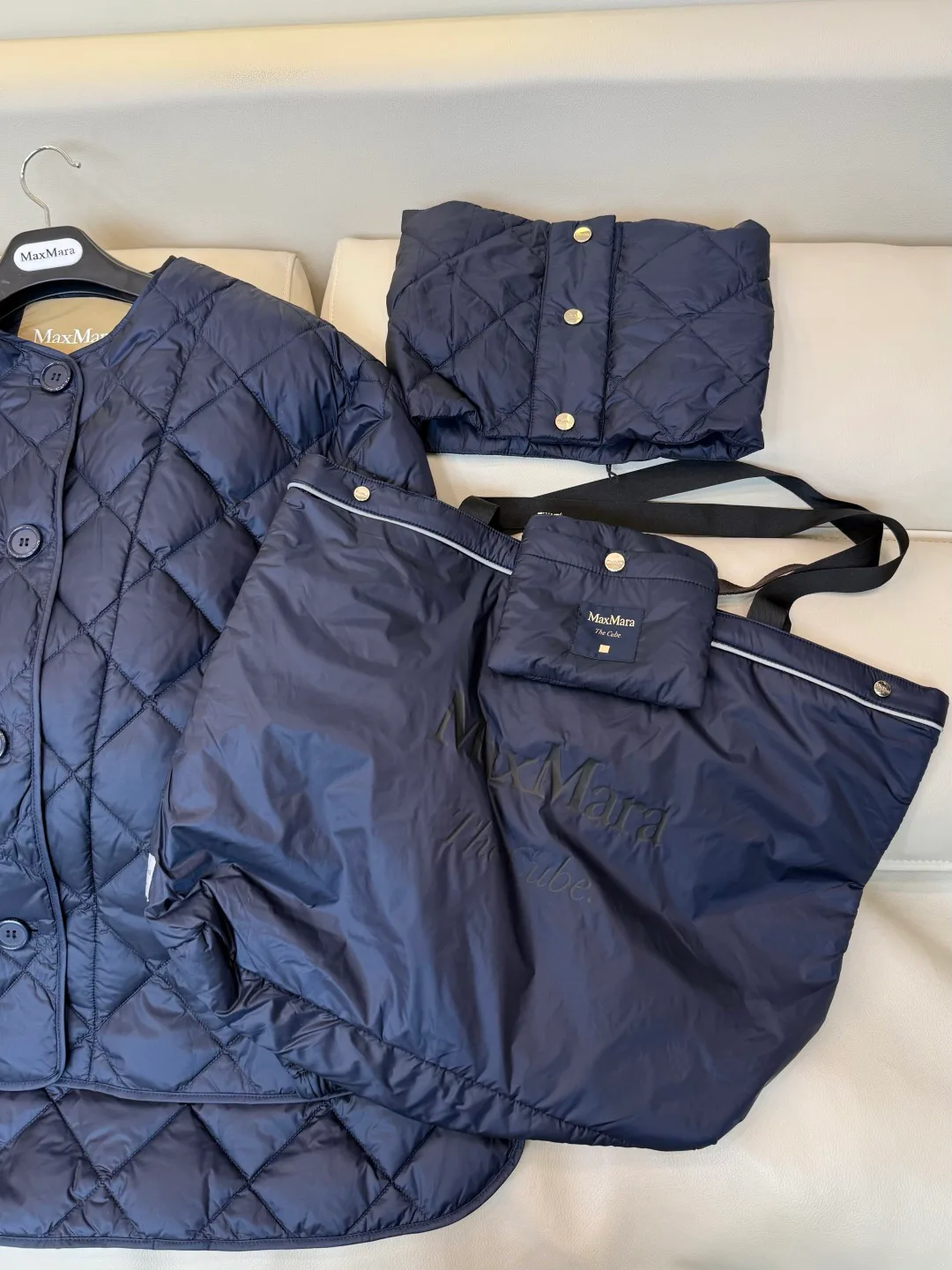 Куртки И Пуховики Женские Max Mara 17917318