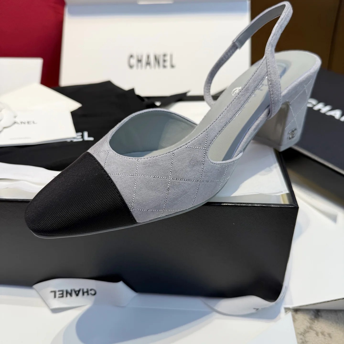 Туфли Женские Chanel 17686752