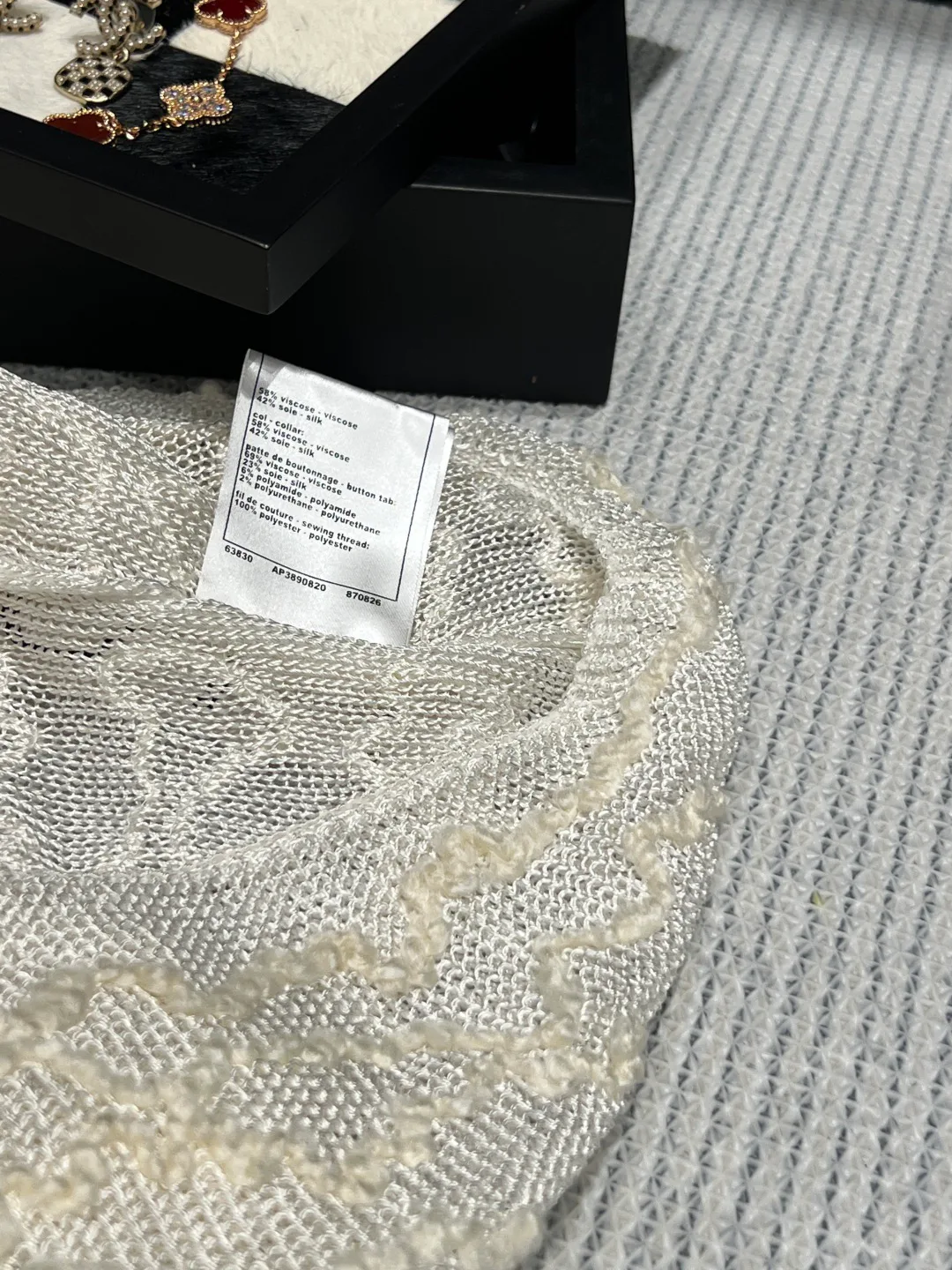 Джемперы И Свитеры Женские Chanel 18138668