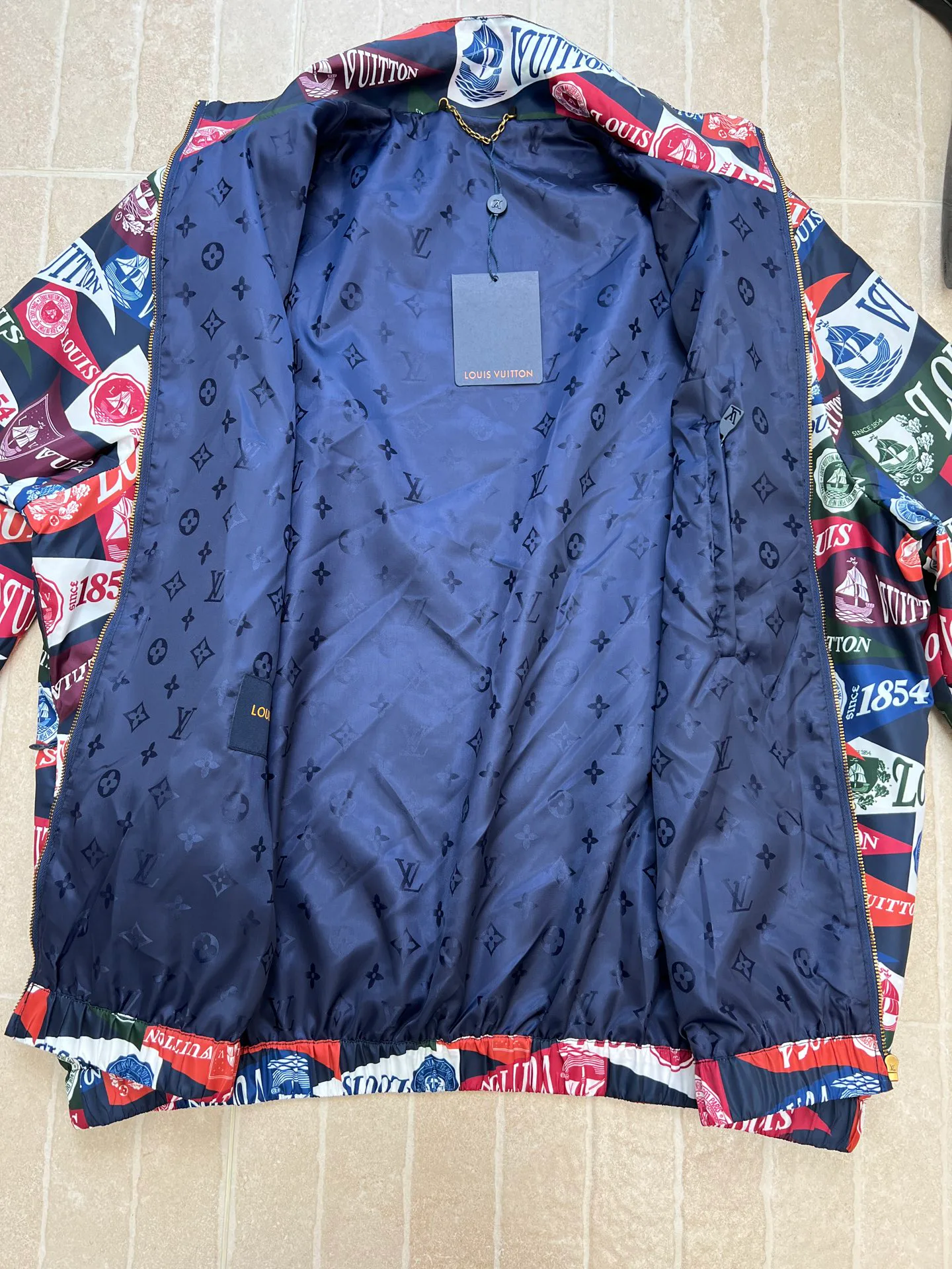 Куртки И Пуховики Мужские Louis Vuitton 1446787
