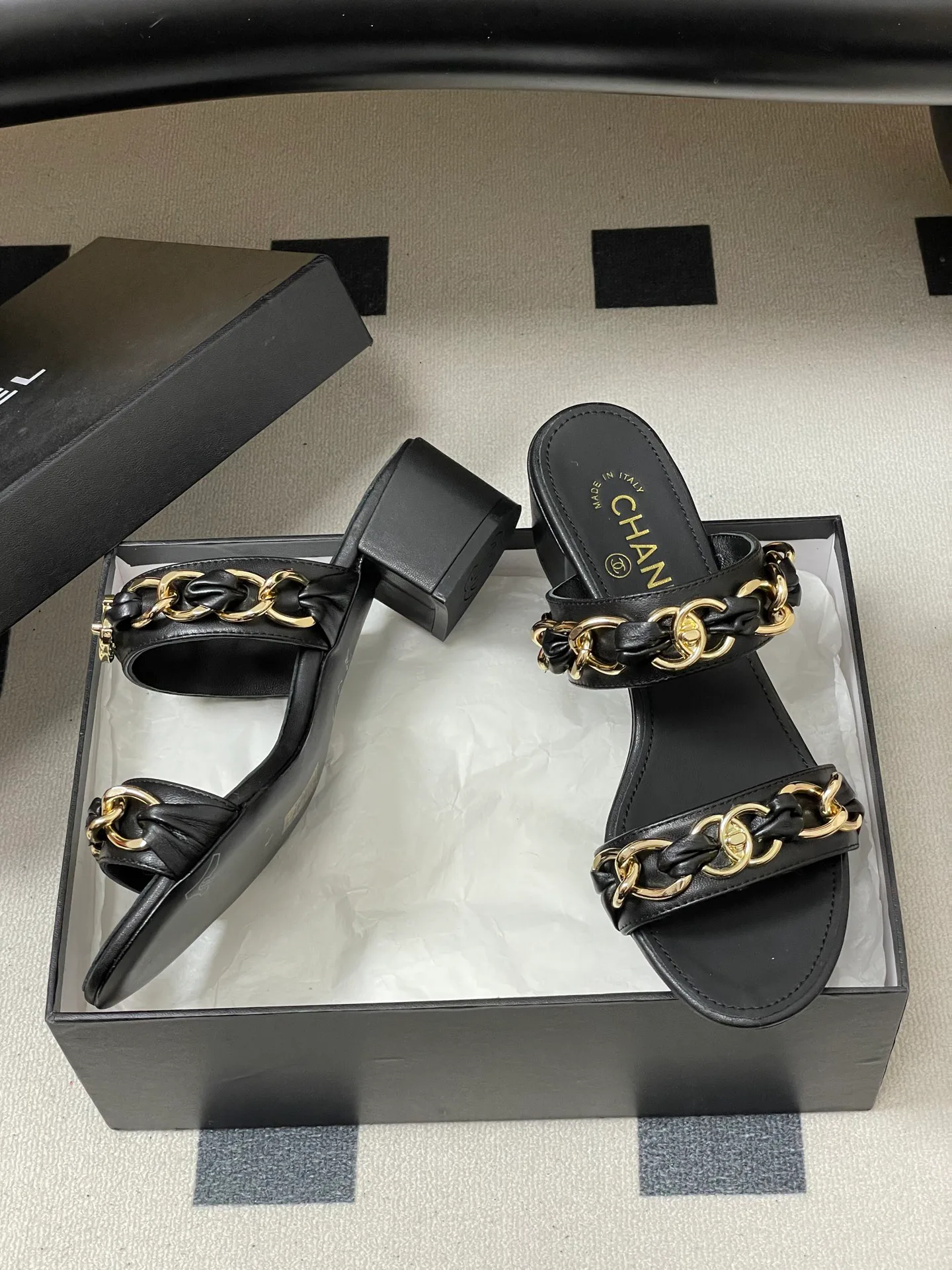 Босоножки Женские Chanel 12810839