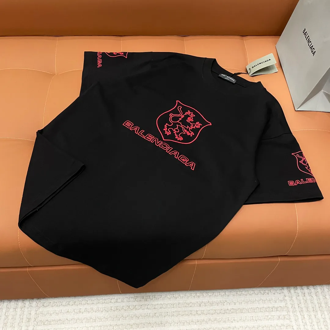 Футболки Женские Balenciaga 12538556