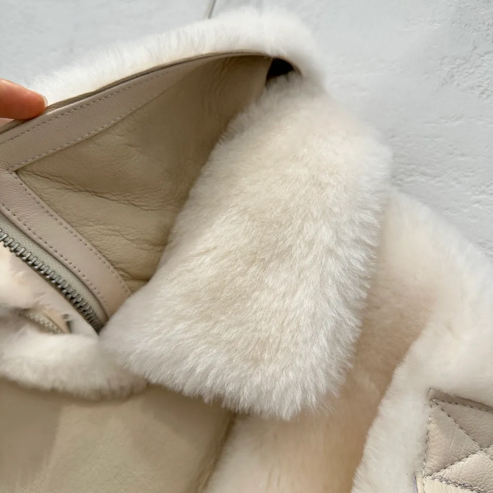 Кожаные Куртки И Дублёнки Женские Saint Laurent 558838