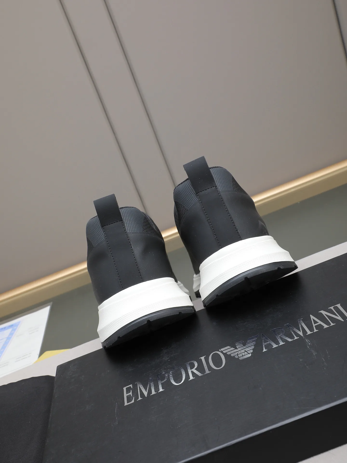 Кроссовки Мужские Armani 931673