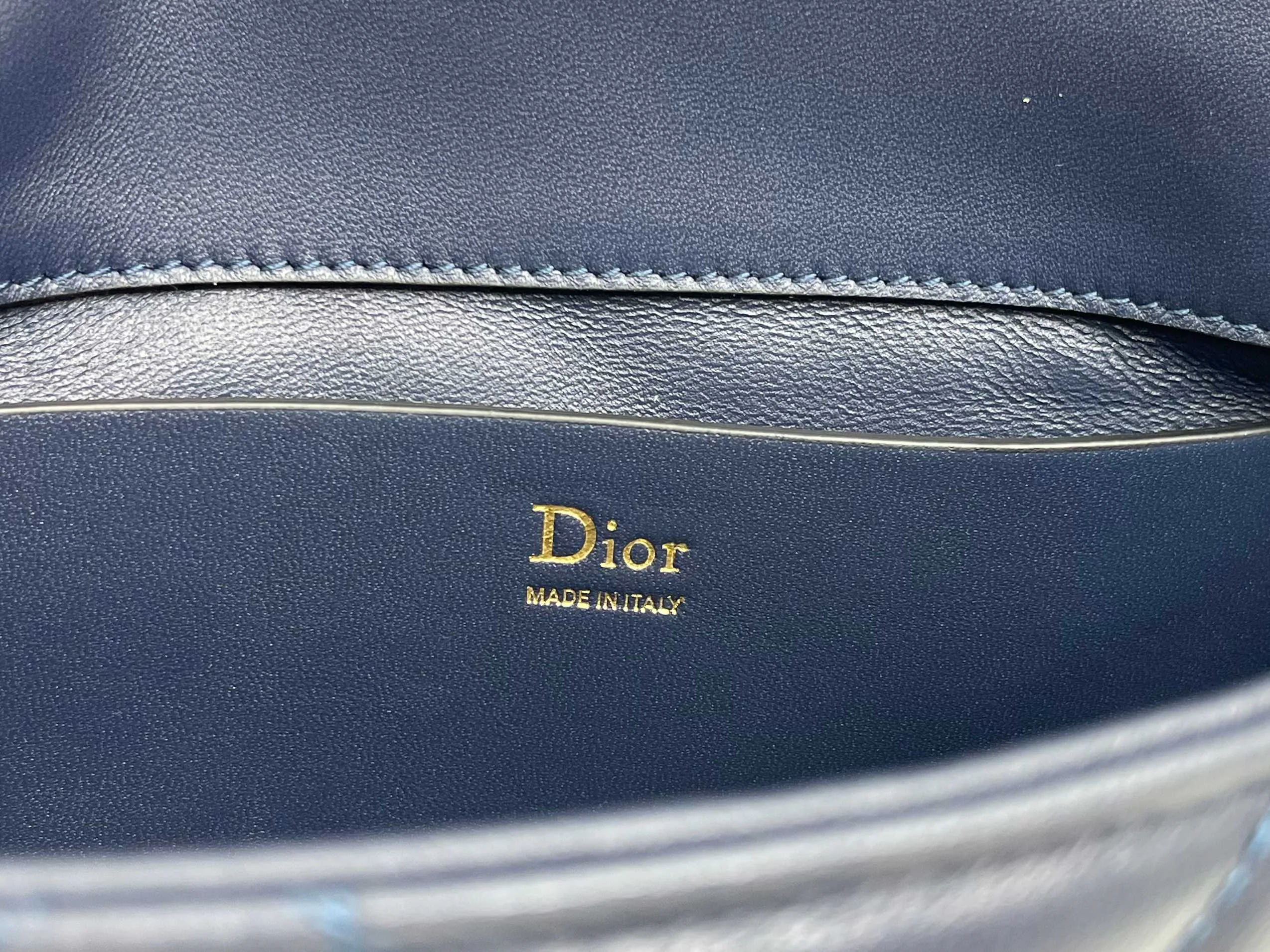 Классические Сумки Женские Christian Dior 17799063