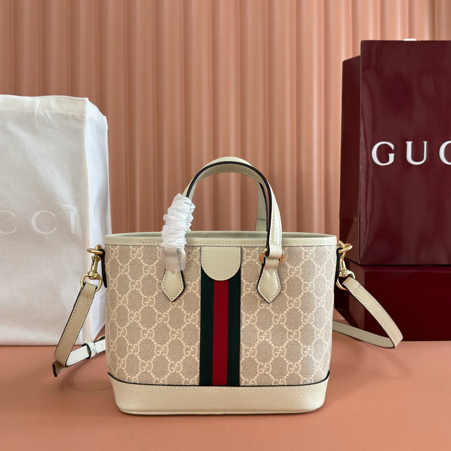 Классические Сумки Женские Gucci 11601447