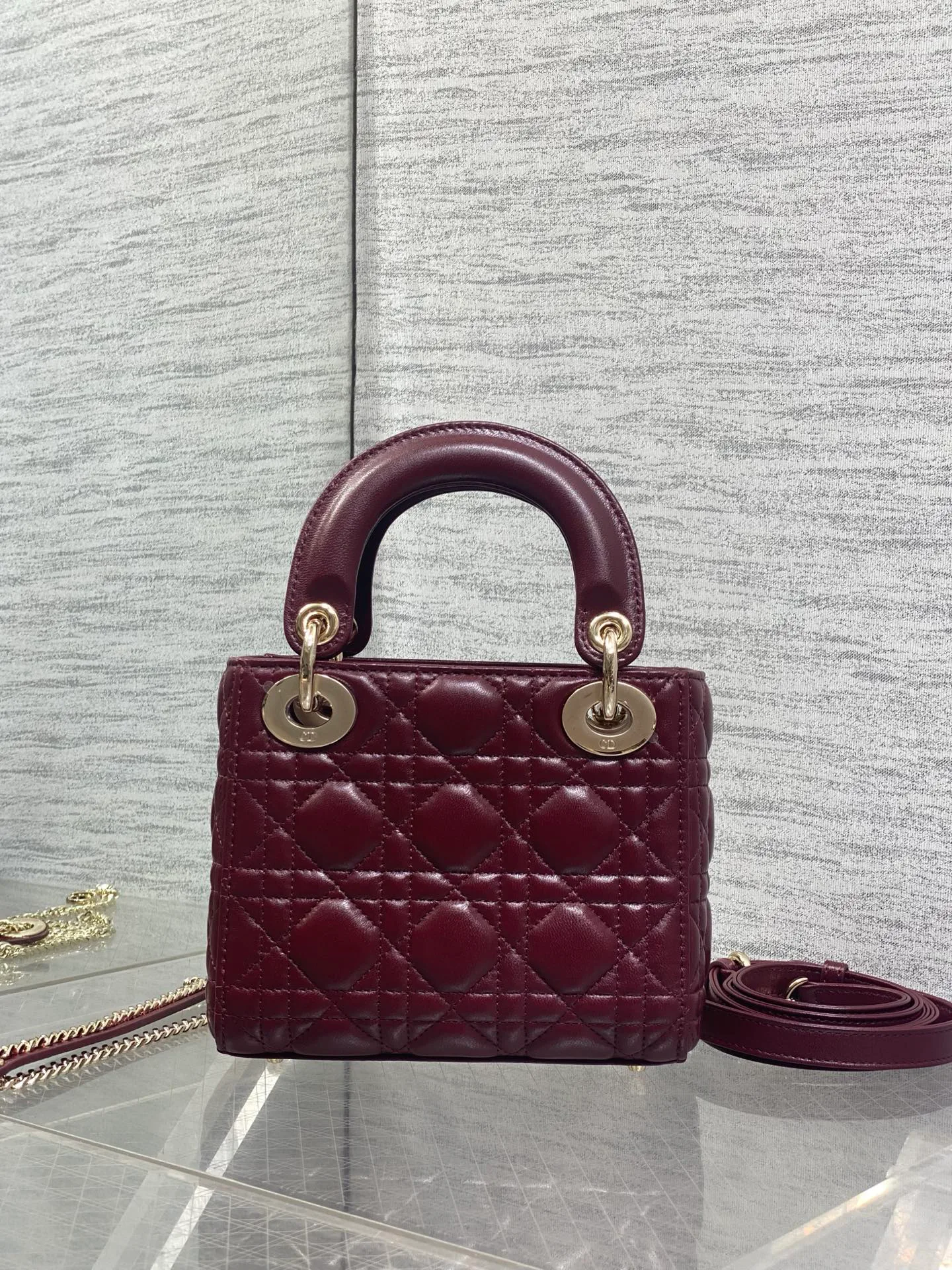 Классические Сумки Женские Christian Dior 17601475