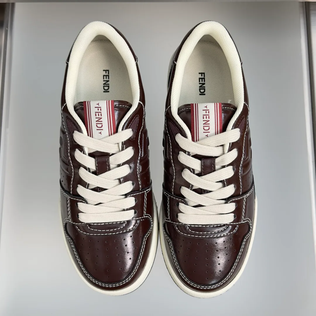 Кроссовки Женские Fendi 17729636