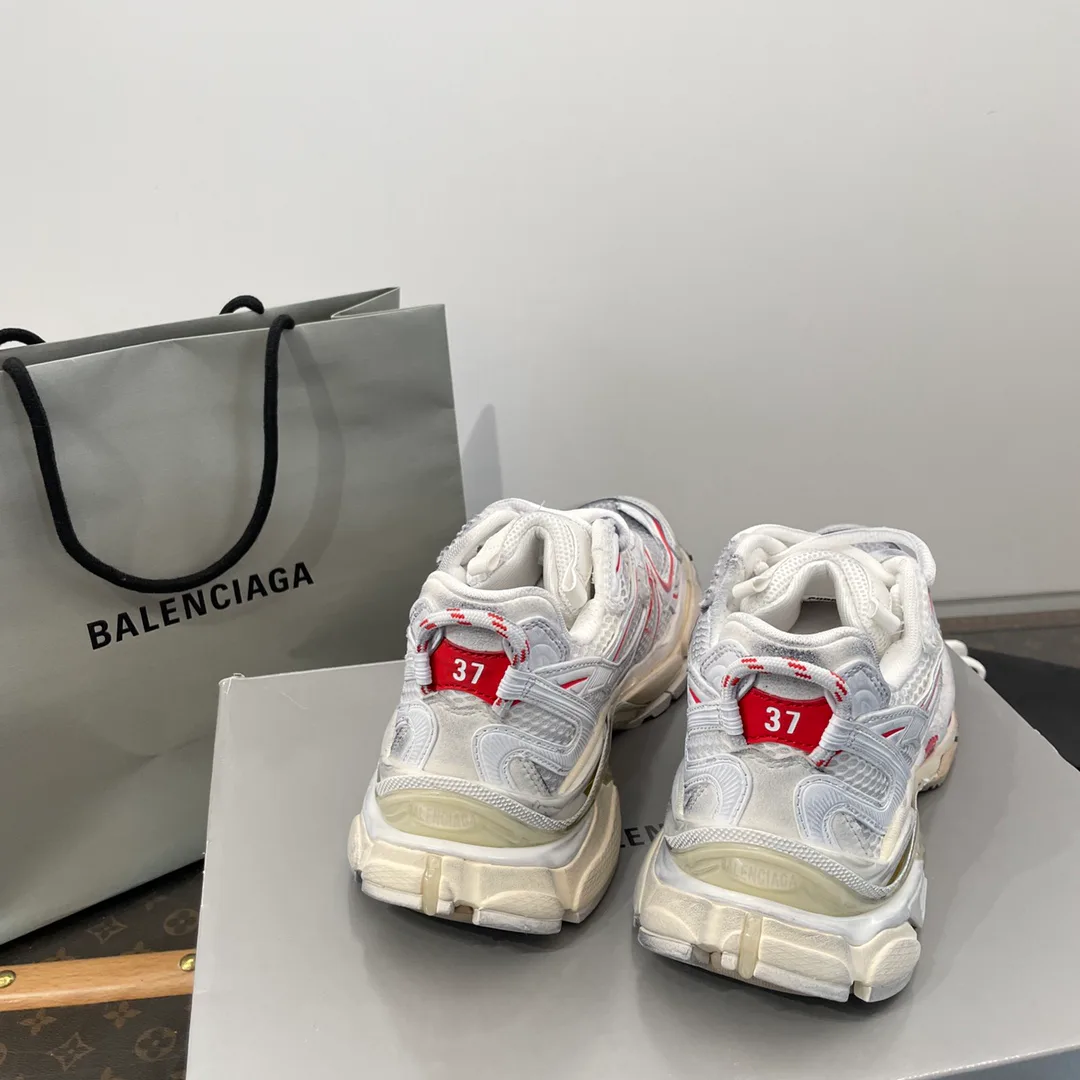 Кроссовки Женские Balenciaga 12656282