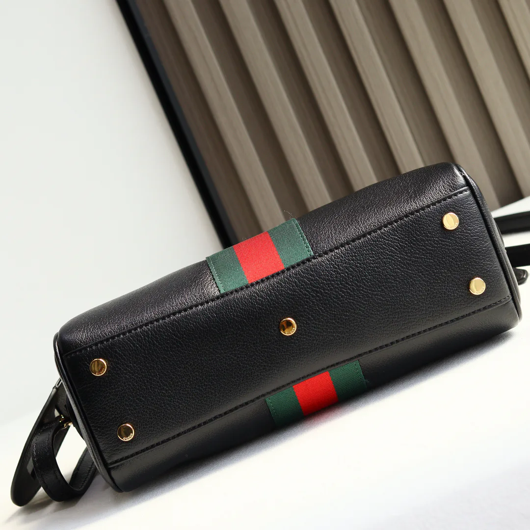 Классические Сумки Женские Gucci 13561415