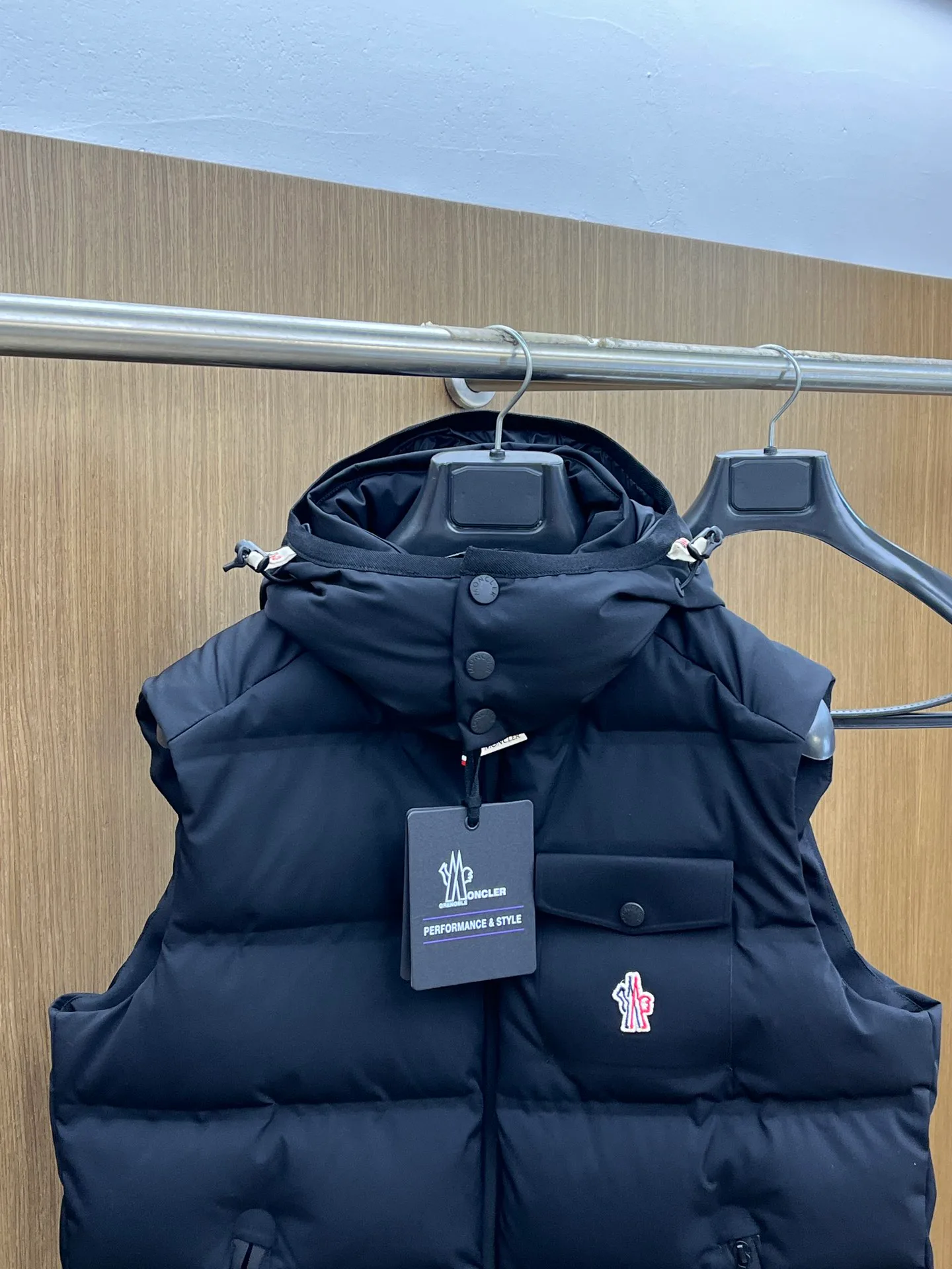 Куртки И Пуховики Мужские Moncler 18194606