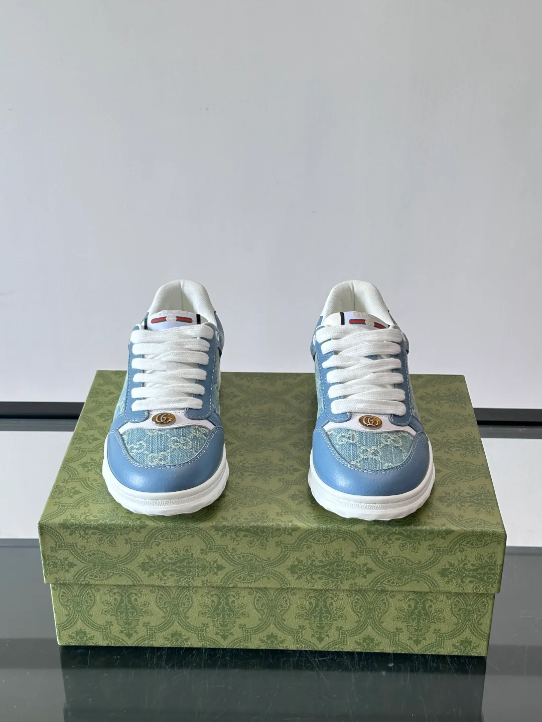 Кроссовки Мужские Gucci 17069306