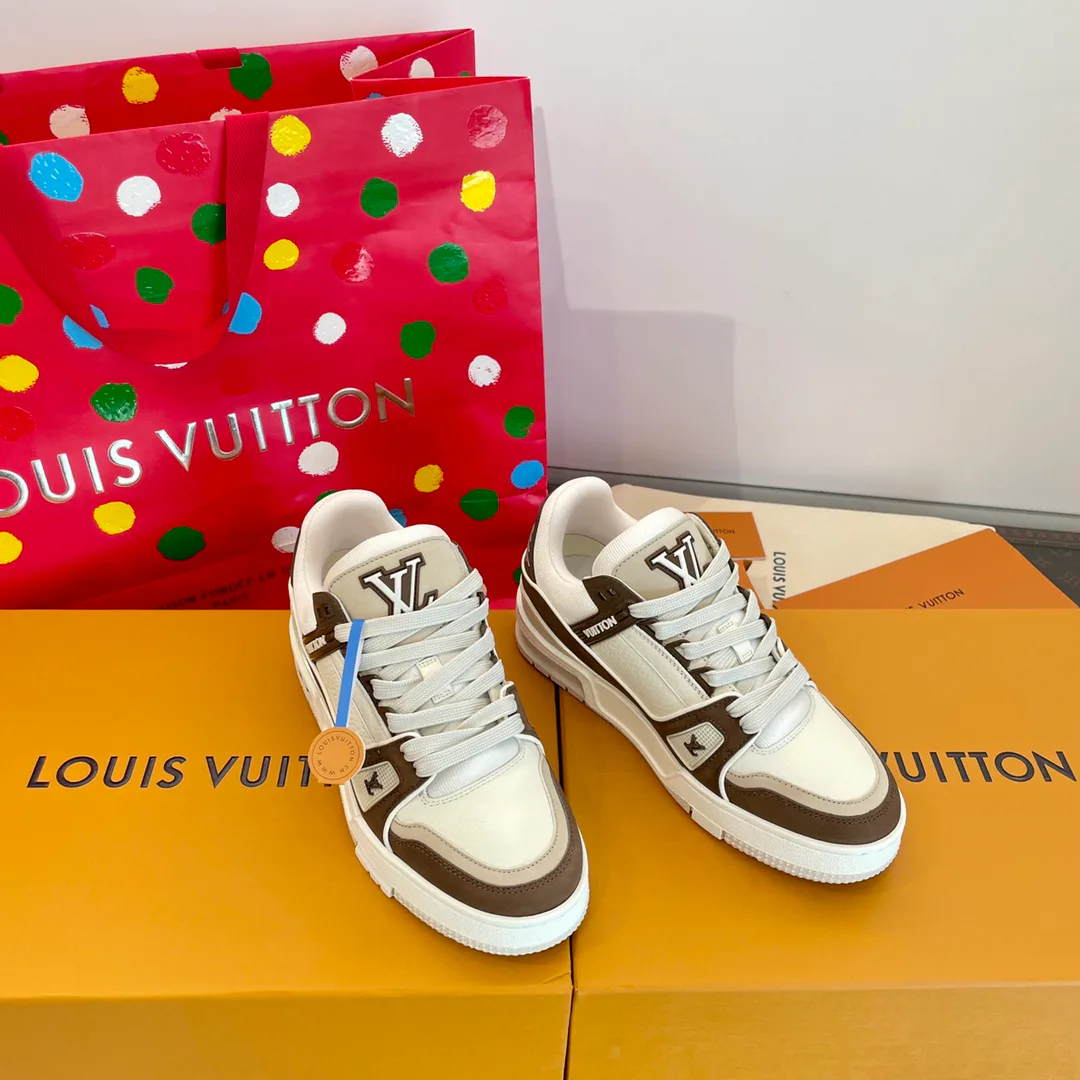 Кроссовки Женские Louis Vuitton 2296974