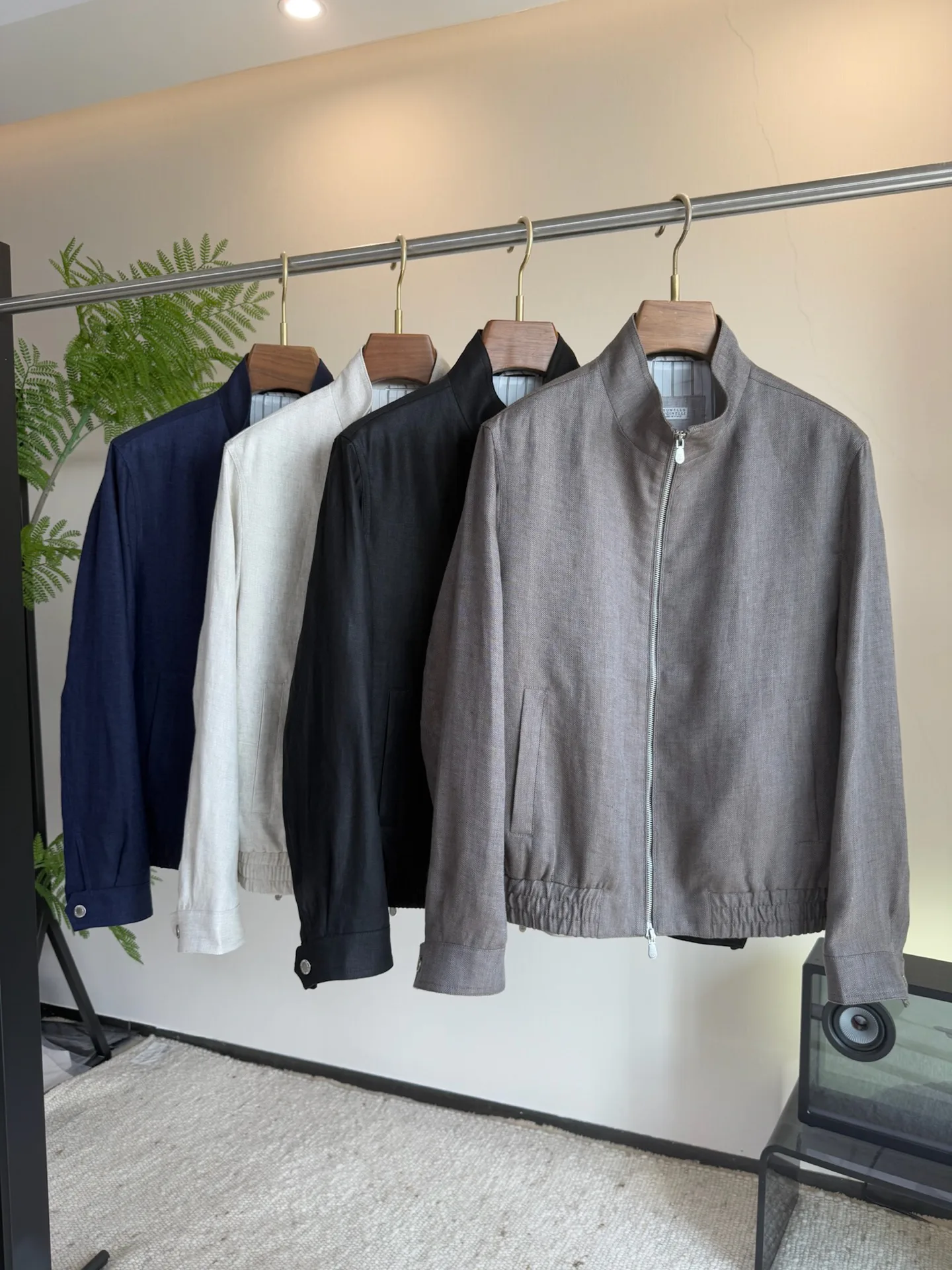 Куртки И Пуховики Мужские Brunello Cucinelli 11642269