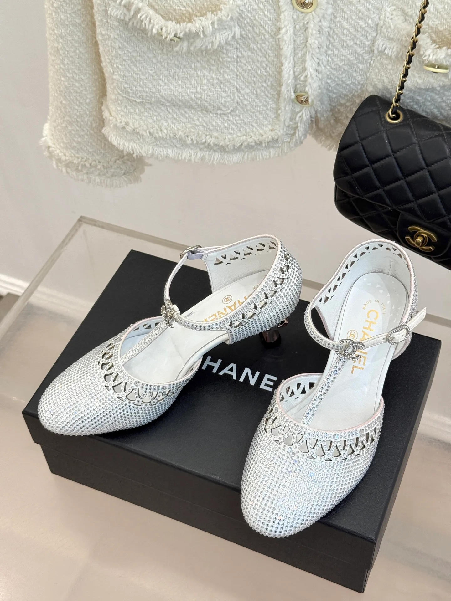 Босоножки Женские Chanel 17425317