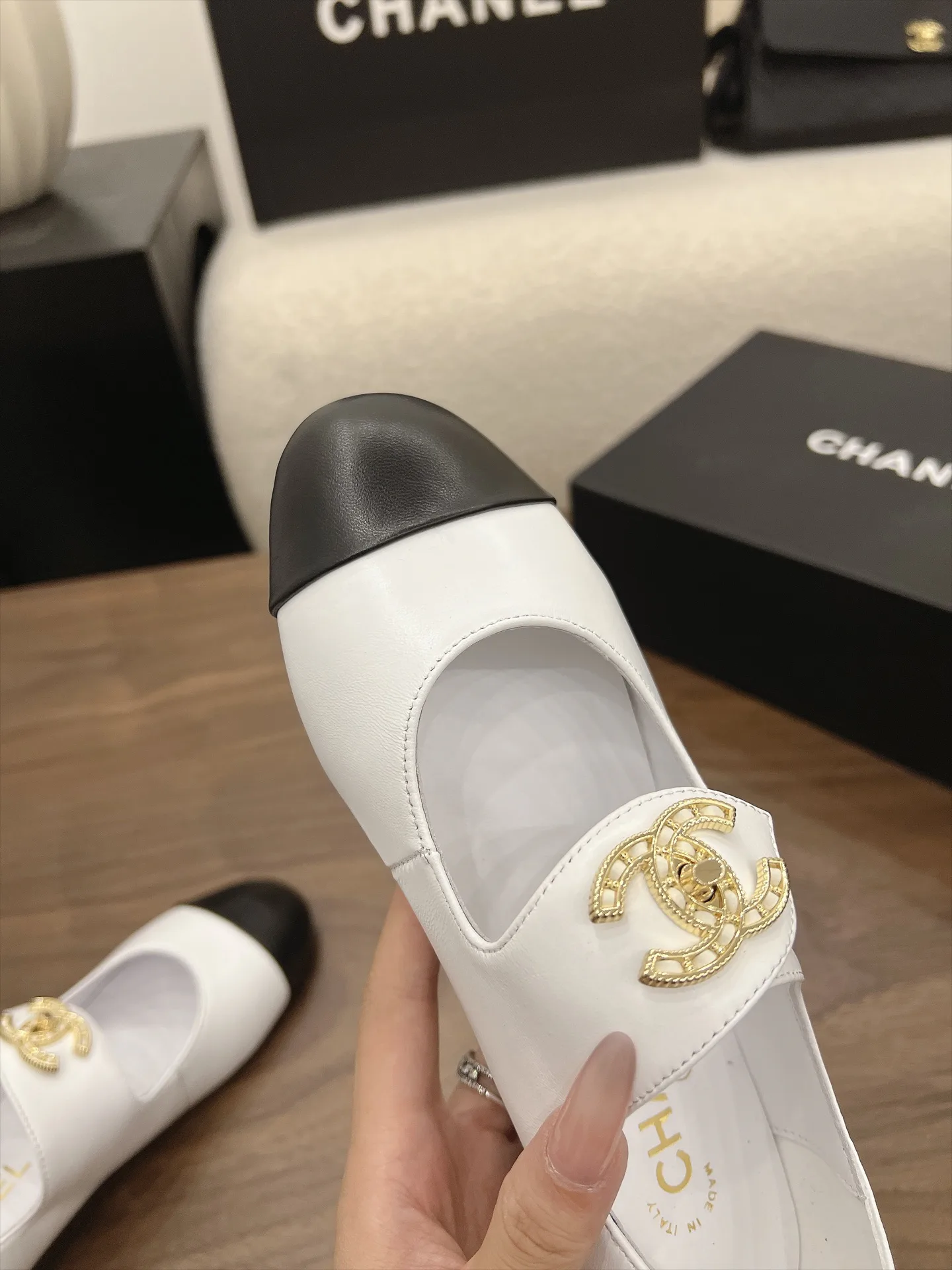 Туфли Женские Chanel 17981659