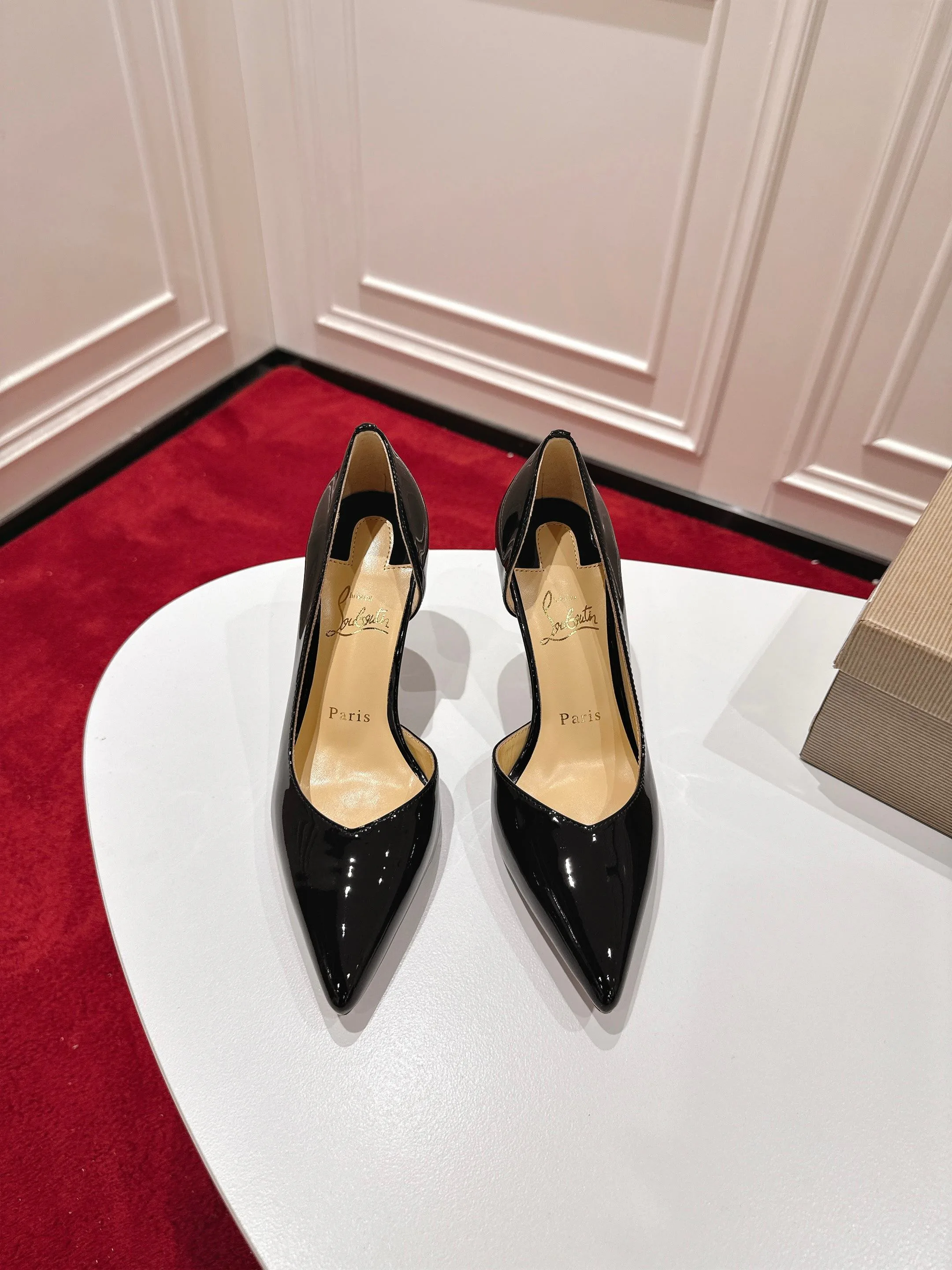 Туфли Женские Christian Louboutin 11640672