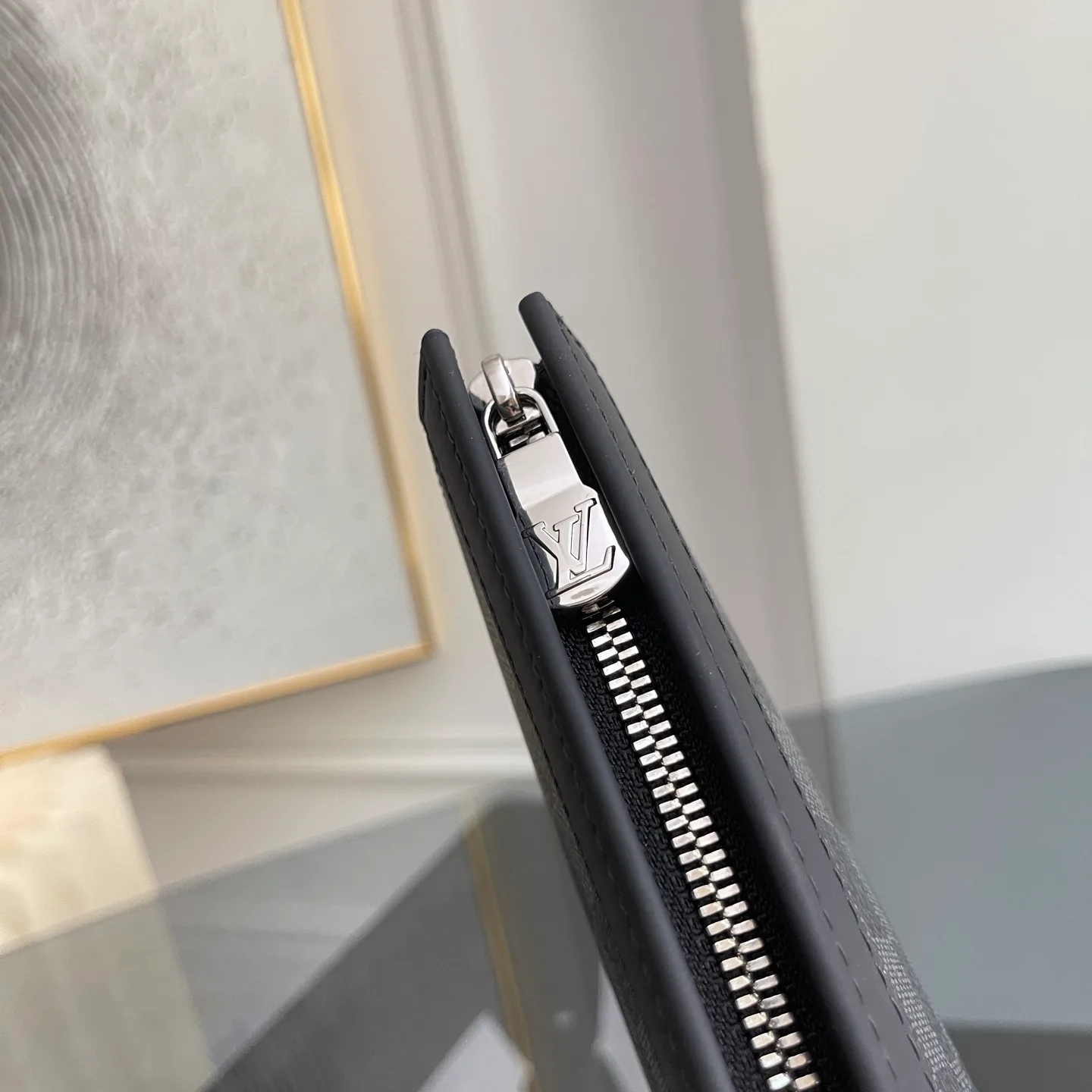 Клатчи Женские Louis Vuitton 11668943