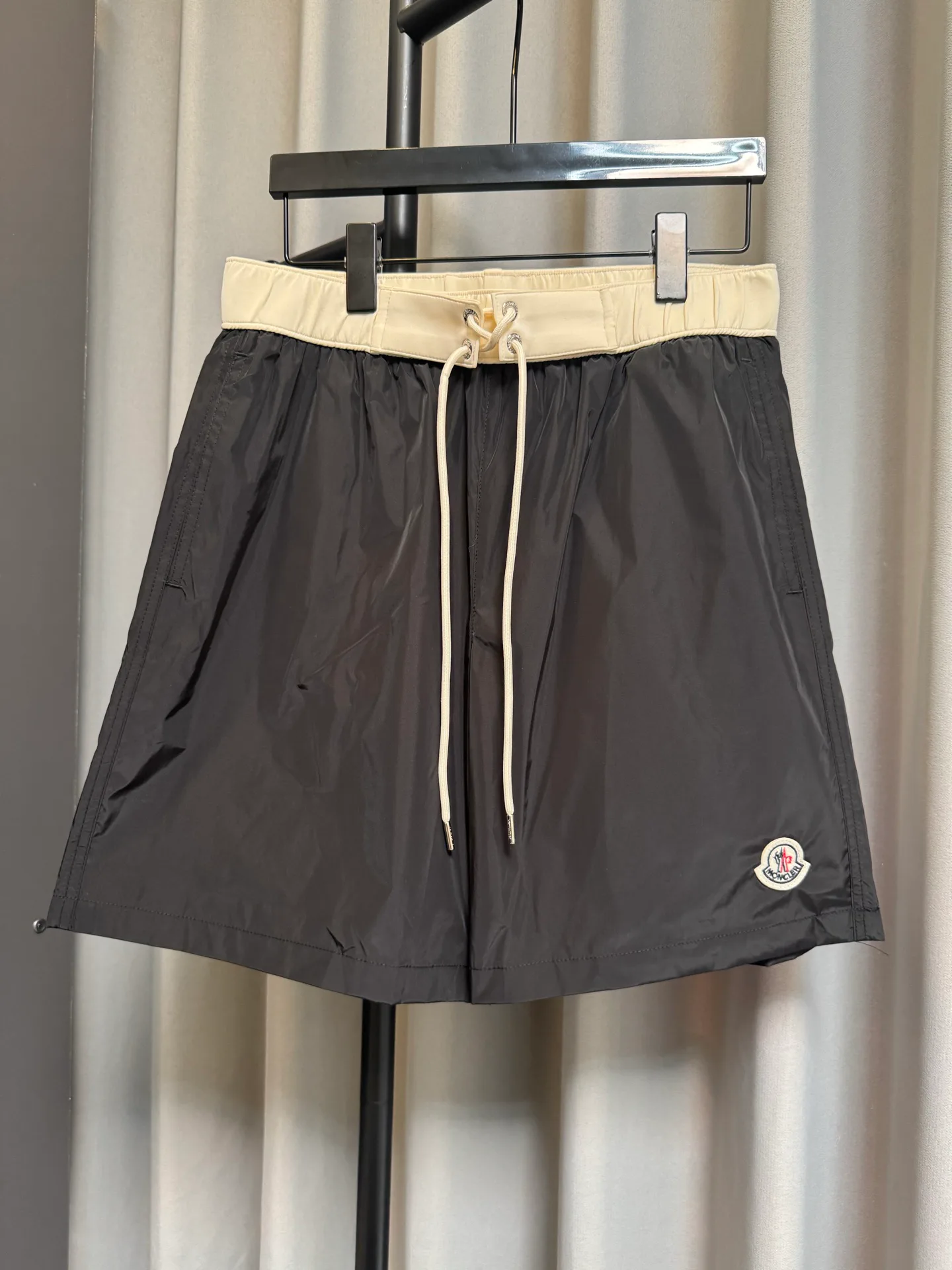 Шорты Мужские Moncler 17420973