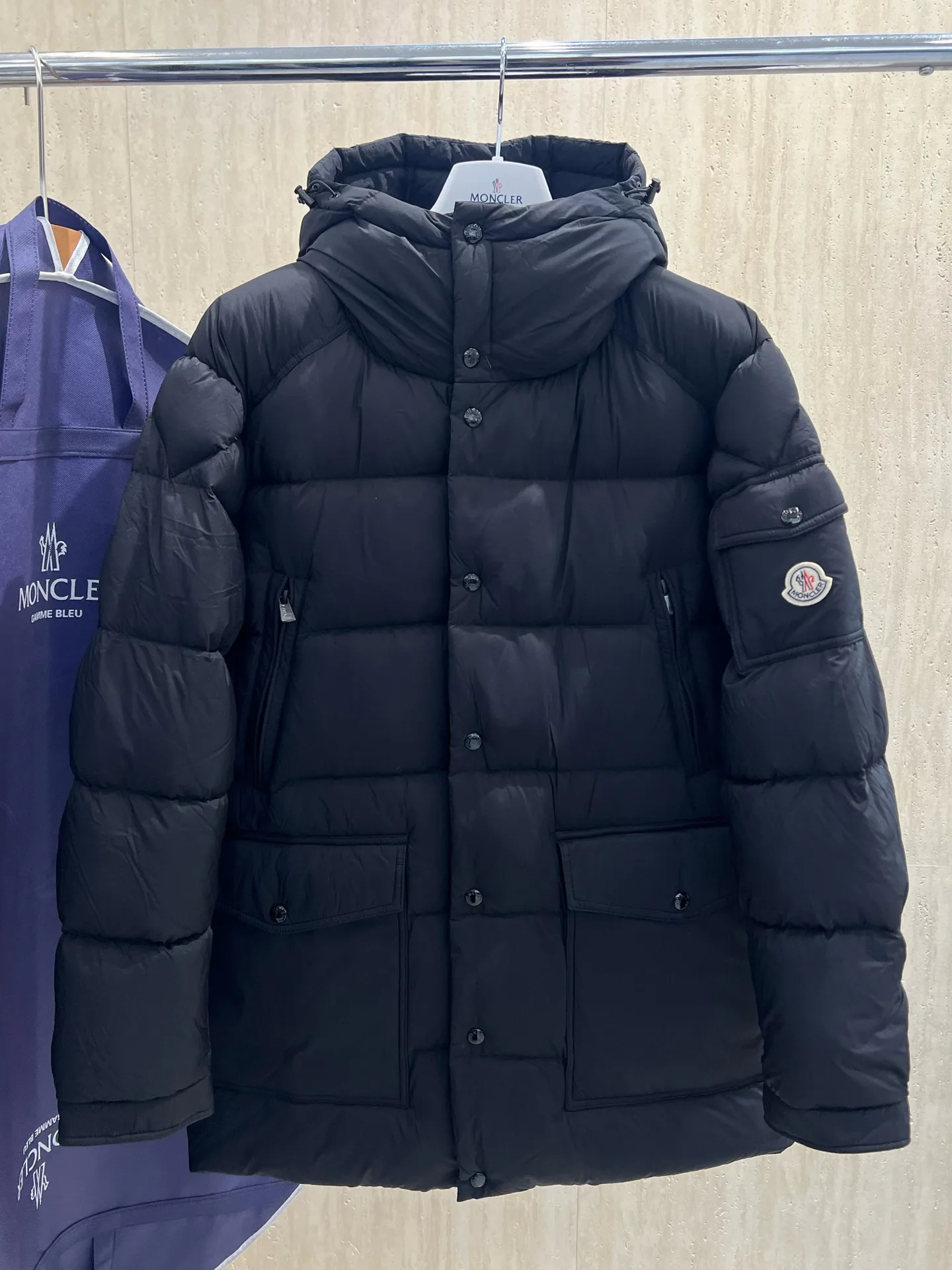 Куртки И Пуховики Женские Moncler 18723399