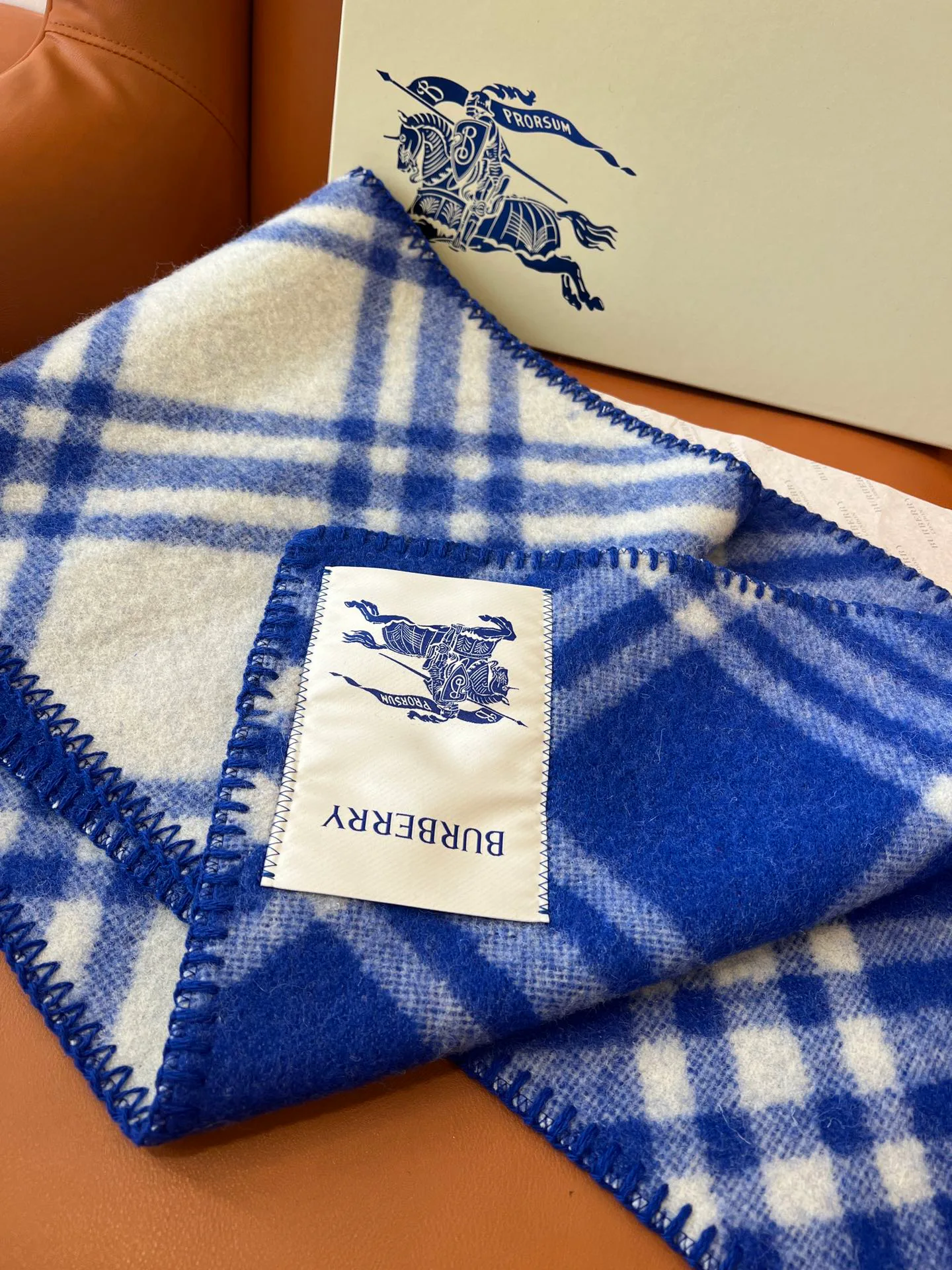 Шарфы Burberry 4518654