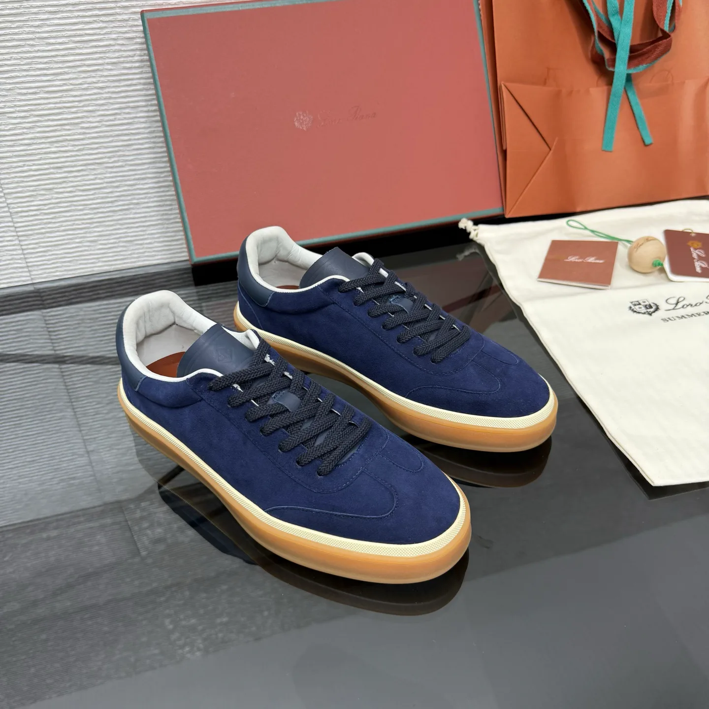 Кроссовки Женские Loro Piana 17955584
