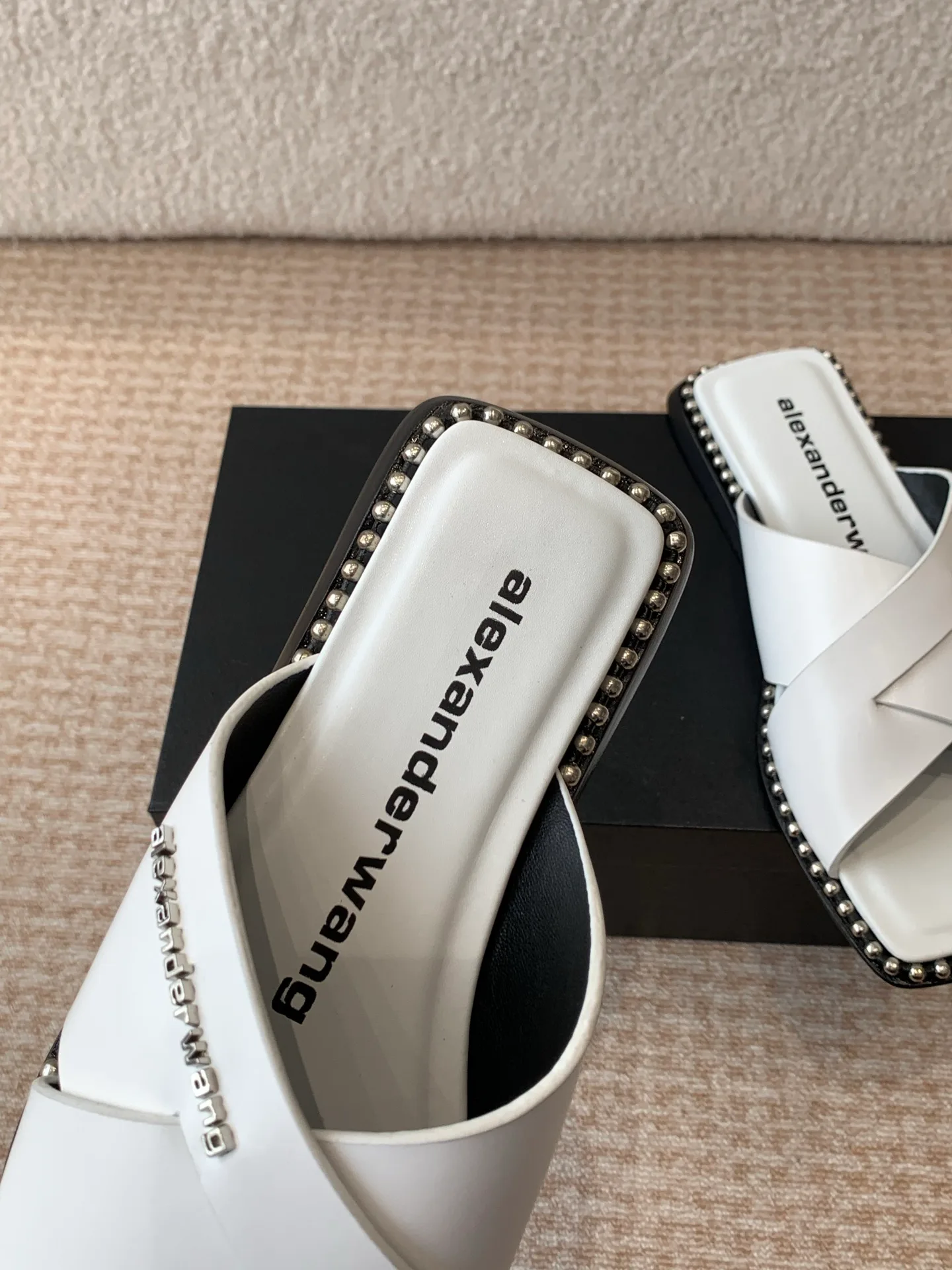 Шлепанцы Женские Alexander Wang 13752