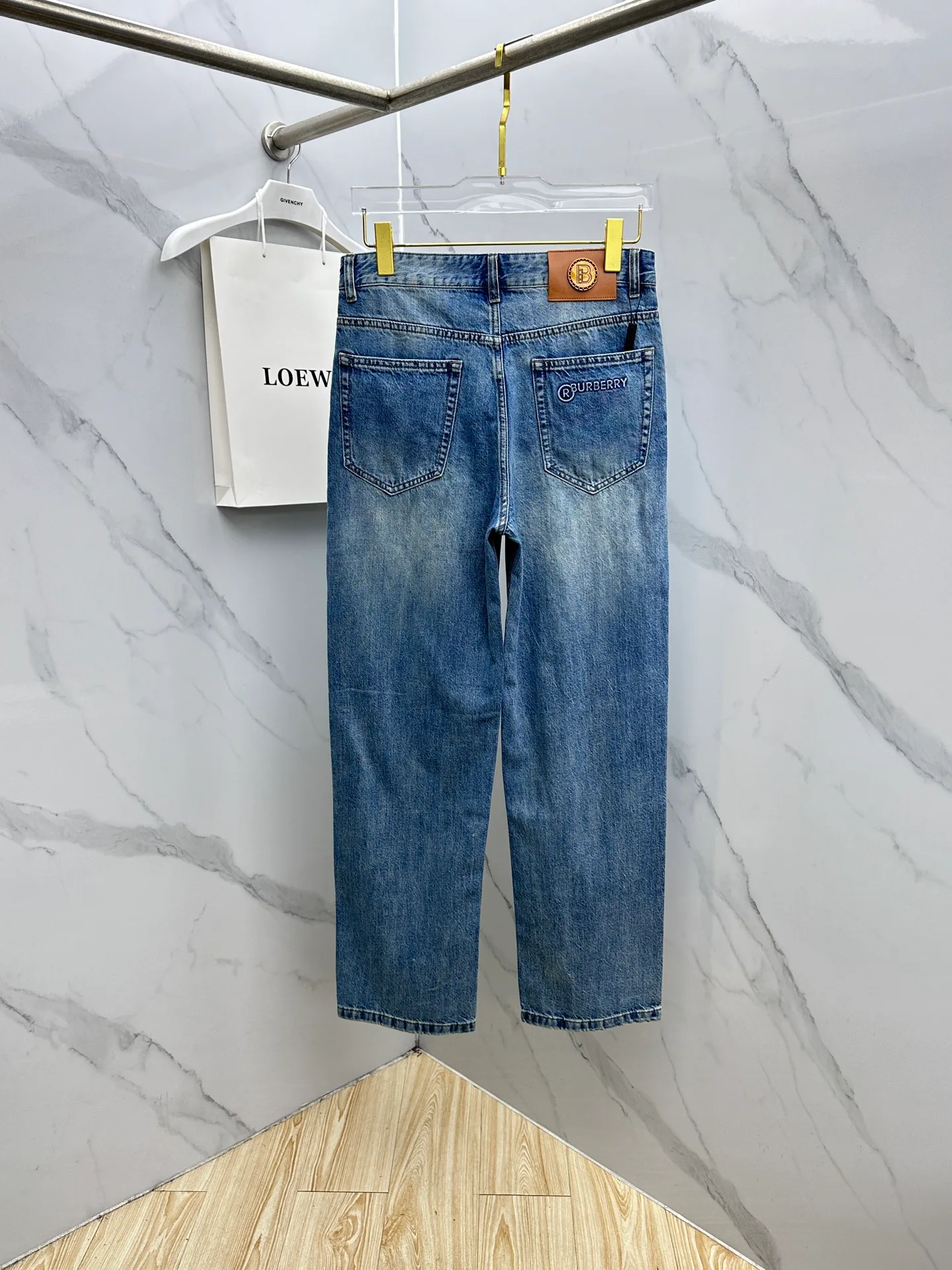 Джинсы Женские Burberry 13118826