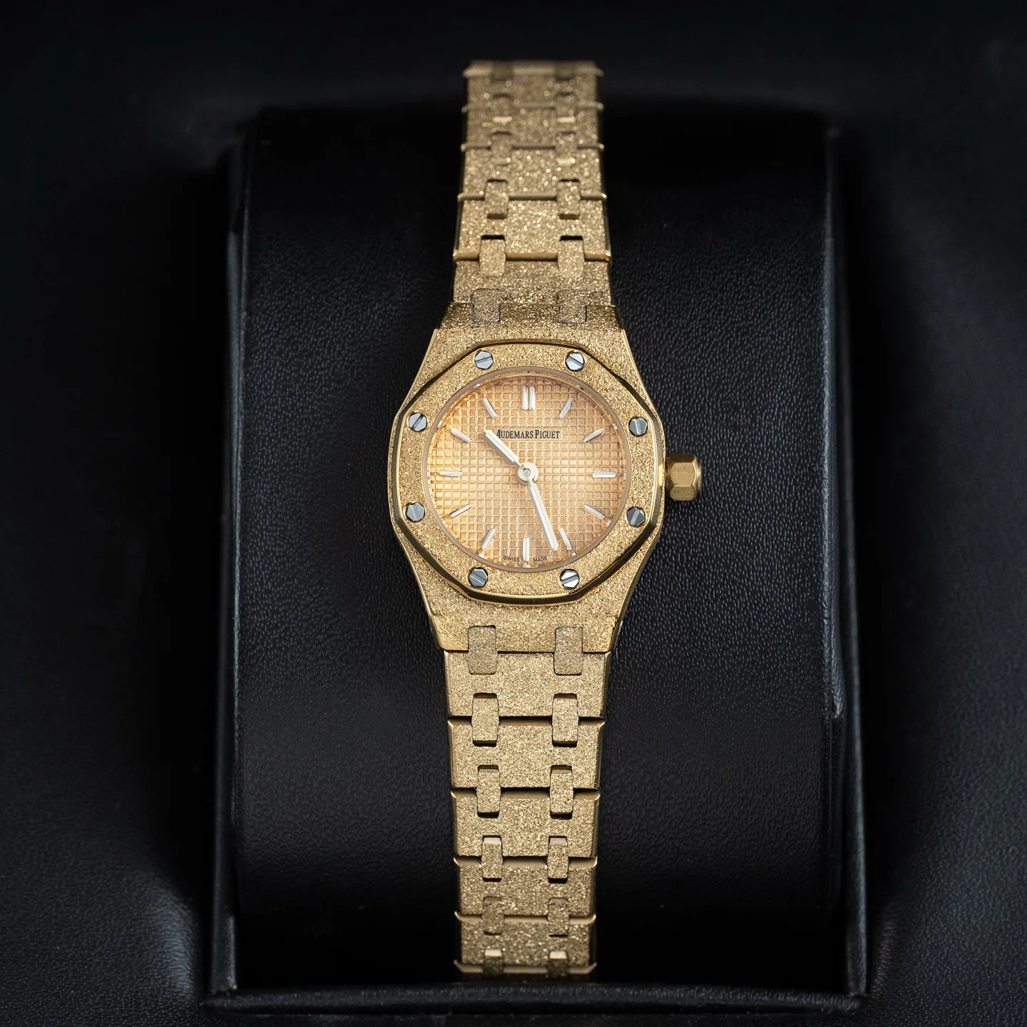 Часы Женские Audemars Piguet 11420117
