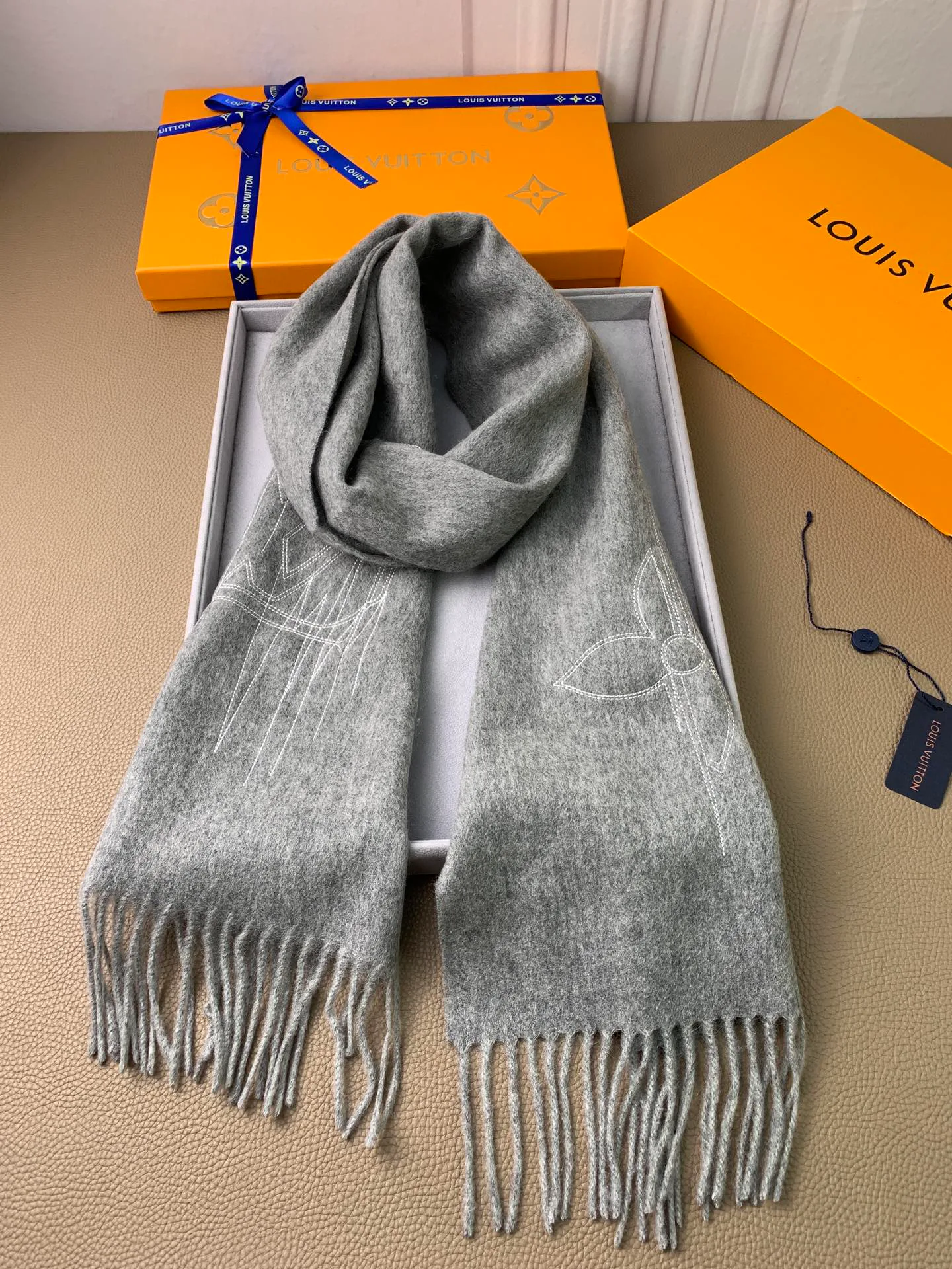 Шарфы Louis Vuitton 184200