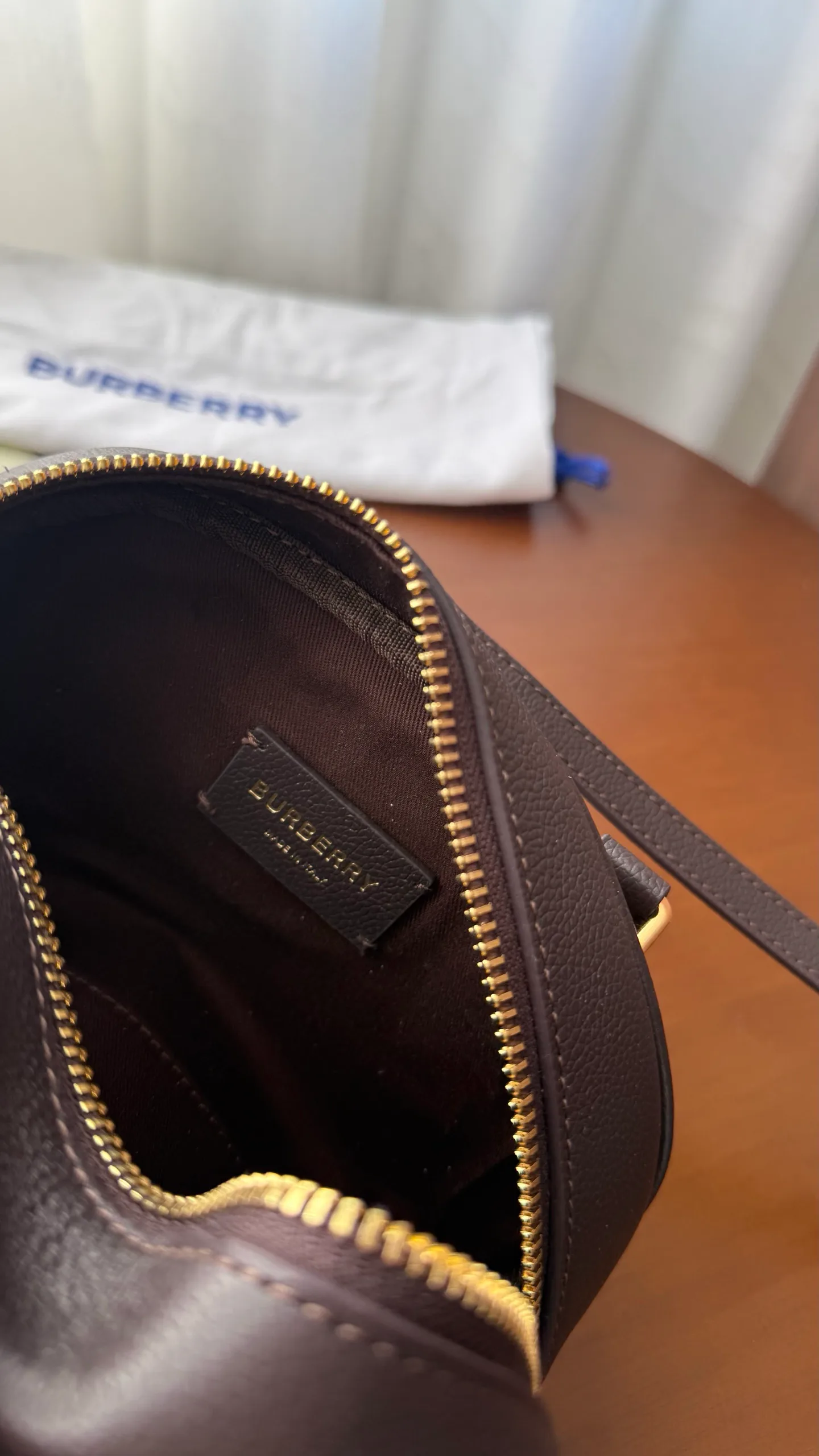 Классические Сумки Женские Burberry 11707208