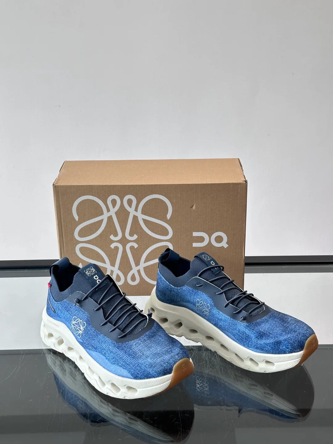 Кроссовки Женские Loewe 946301