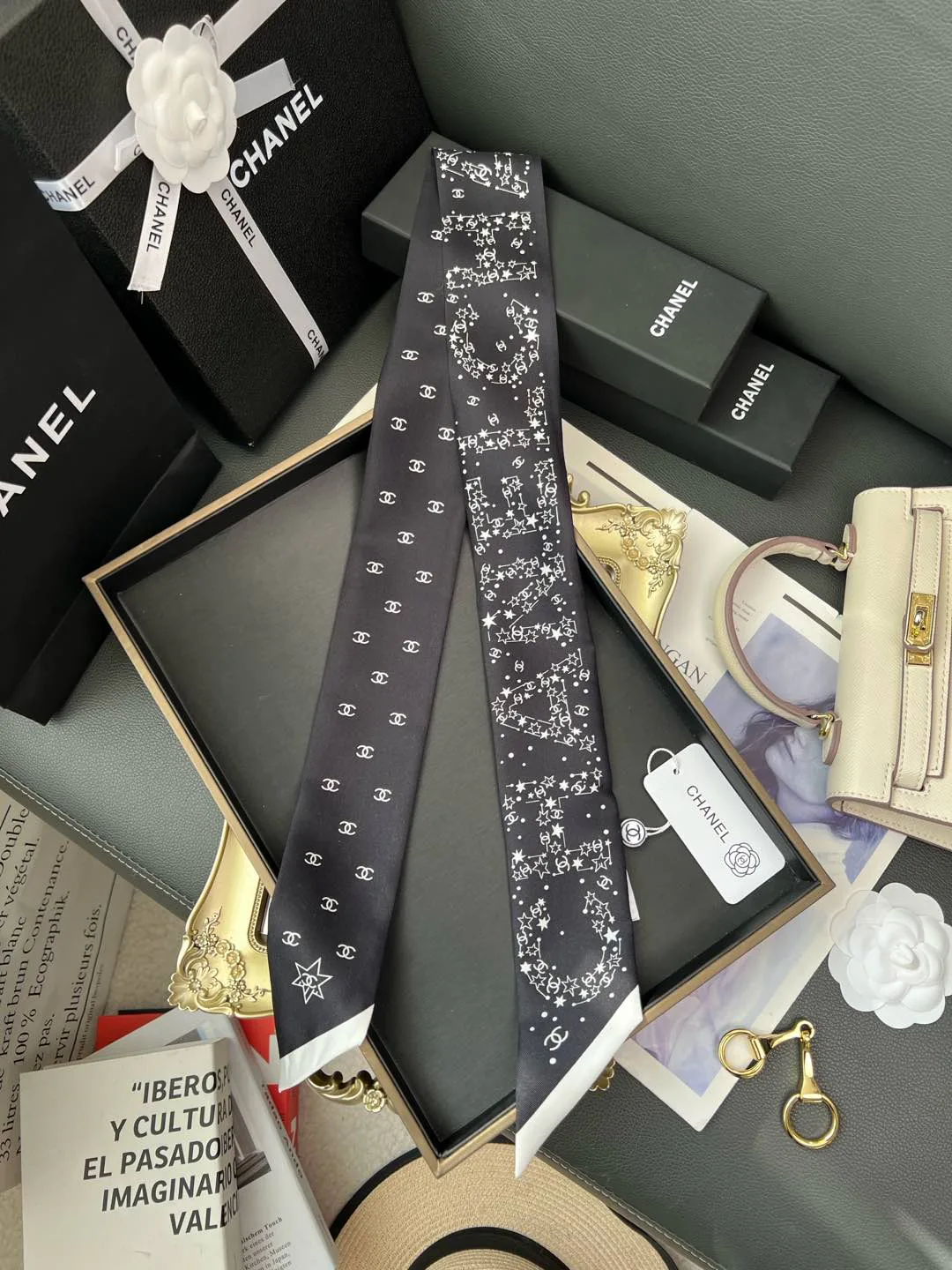 Платки Chanel 18675565