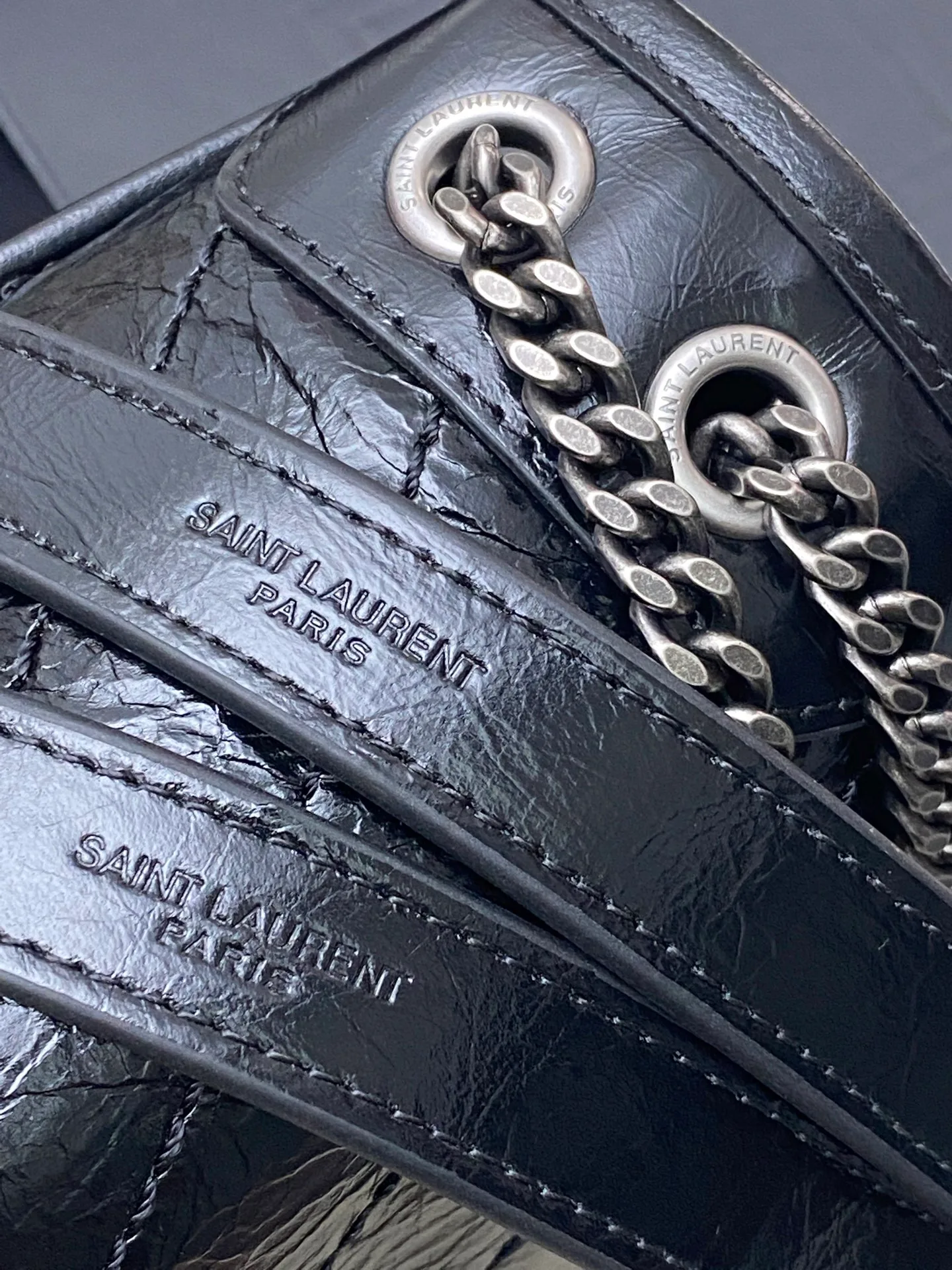 Классические Сумки Женские Saint Laurent 11886308