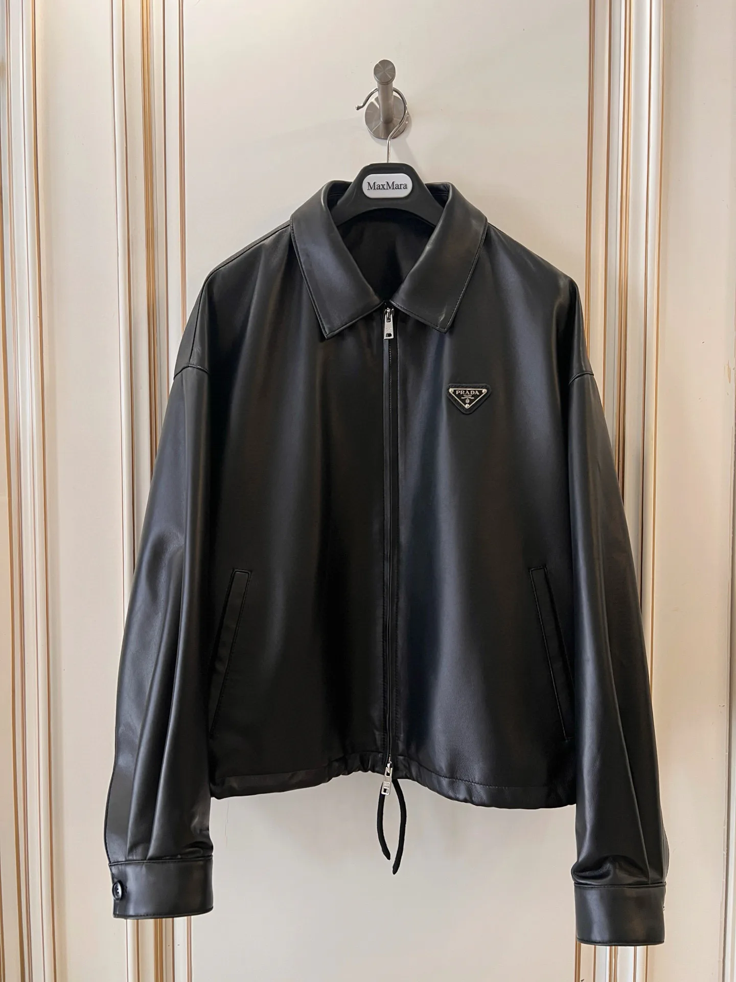 Кожаные Куртки И Дублёнки Женские Prada 11686143