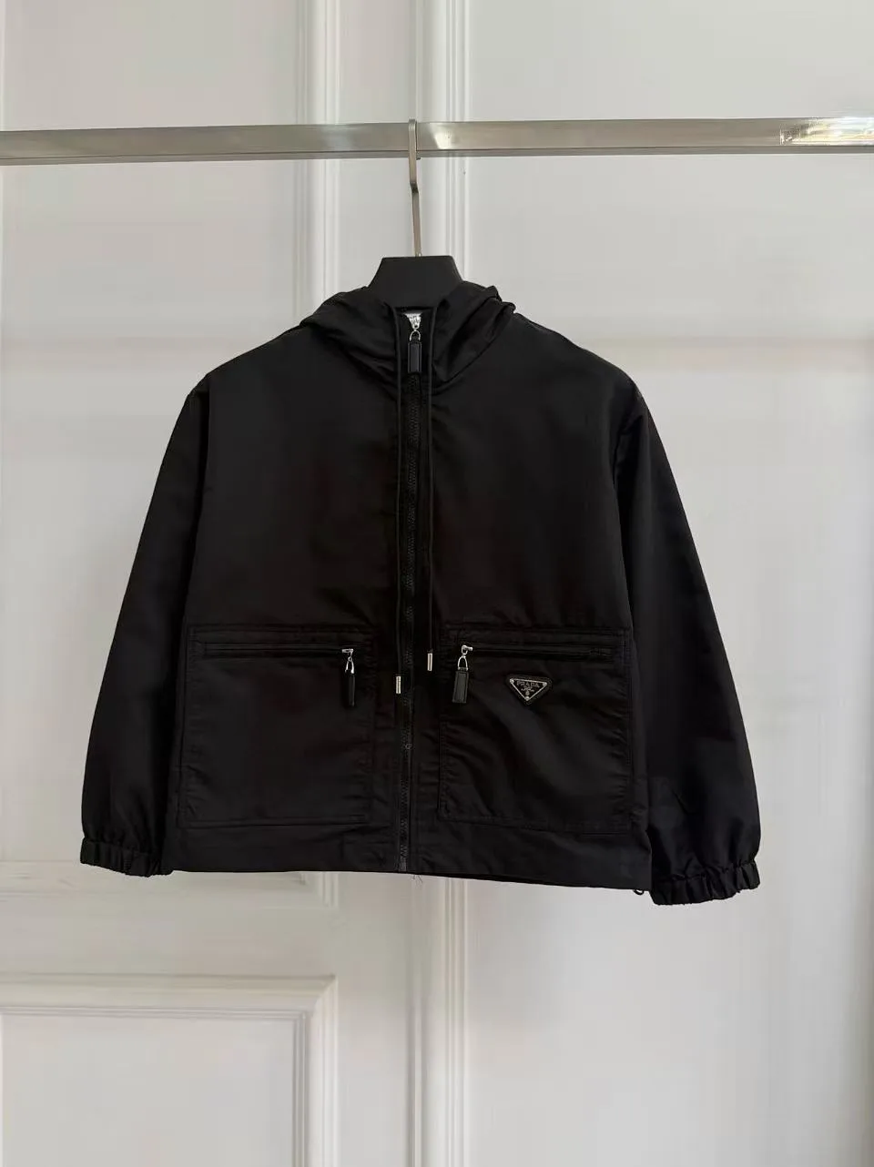 Куртки И Пуховики Женские Prada 13392913