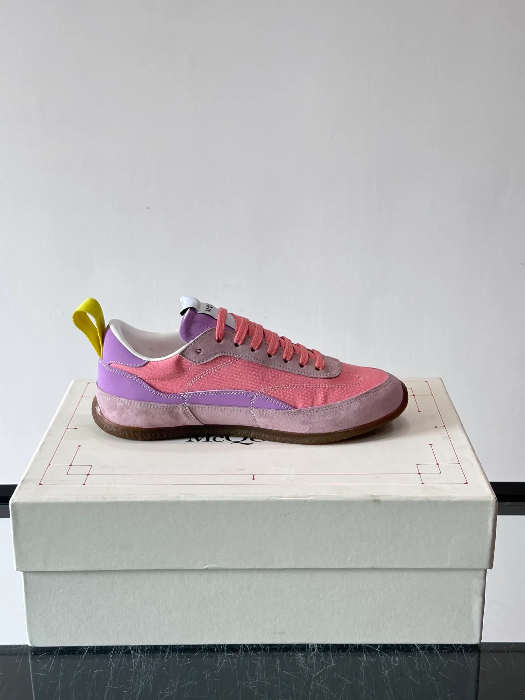 Кроссовки Женские Alexander Mcqueen 11228436