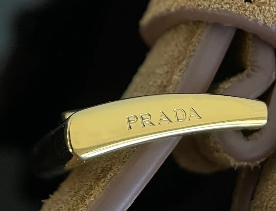 Бижутерия Prada 825550