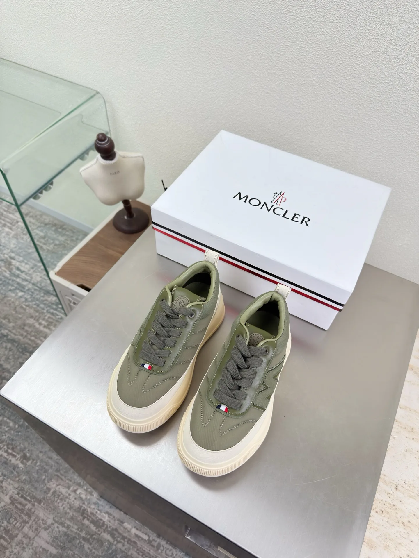 Кроссовки Женские Moncler 4339204