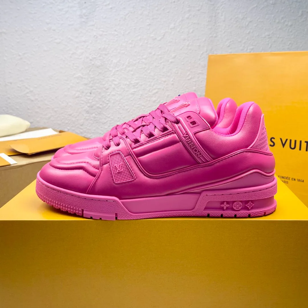 Кроссовки Женские Louis Vuitton 2679356