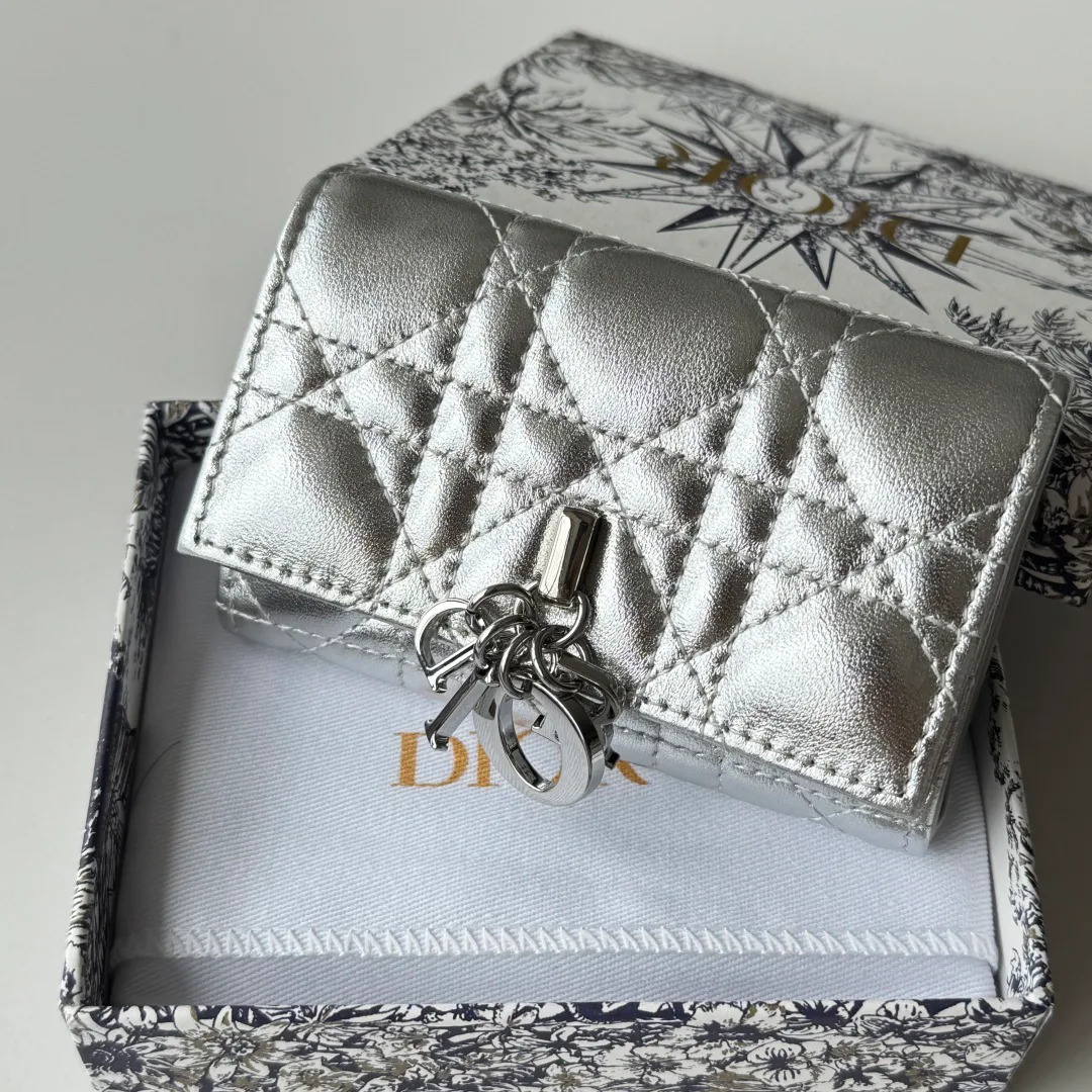 Клатчи Женские Christian Dior 18957132