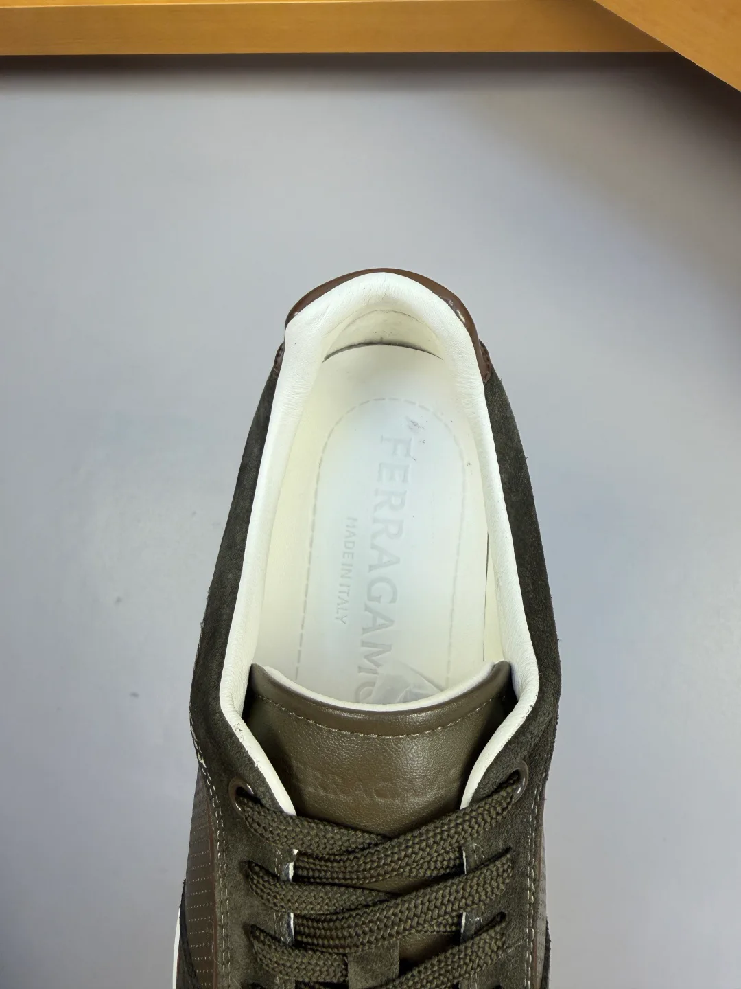 Кроссовки Мужские Salvatore Ferragamo 19811361