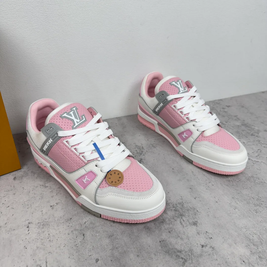 Кроссовки Женские Louis Vuitton 1016384