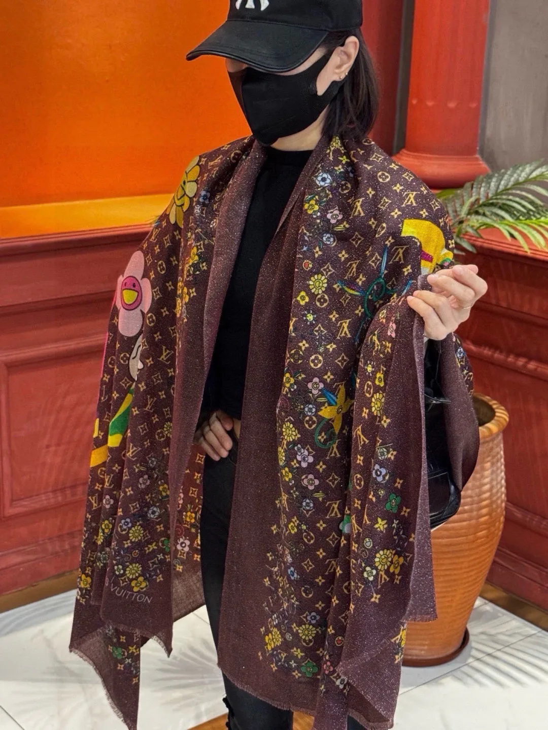 Шарфы Louis Vuitton 18322186
