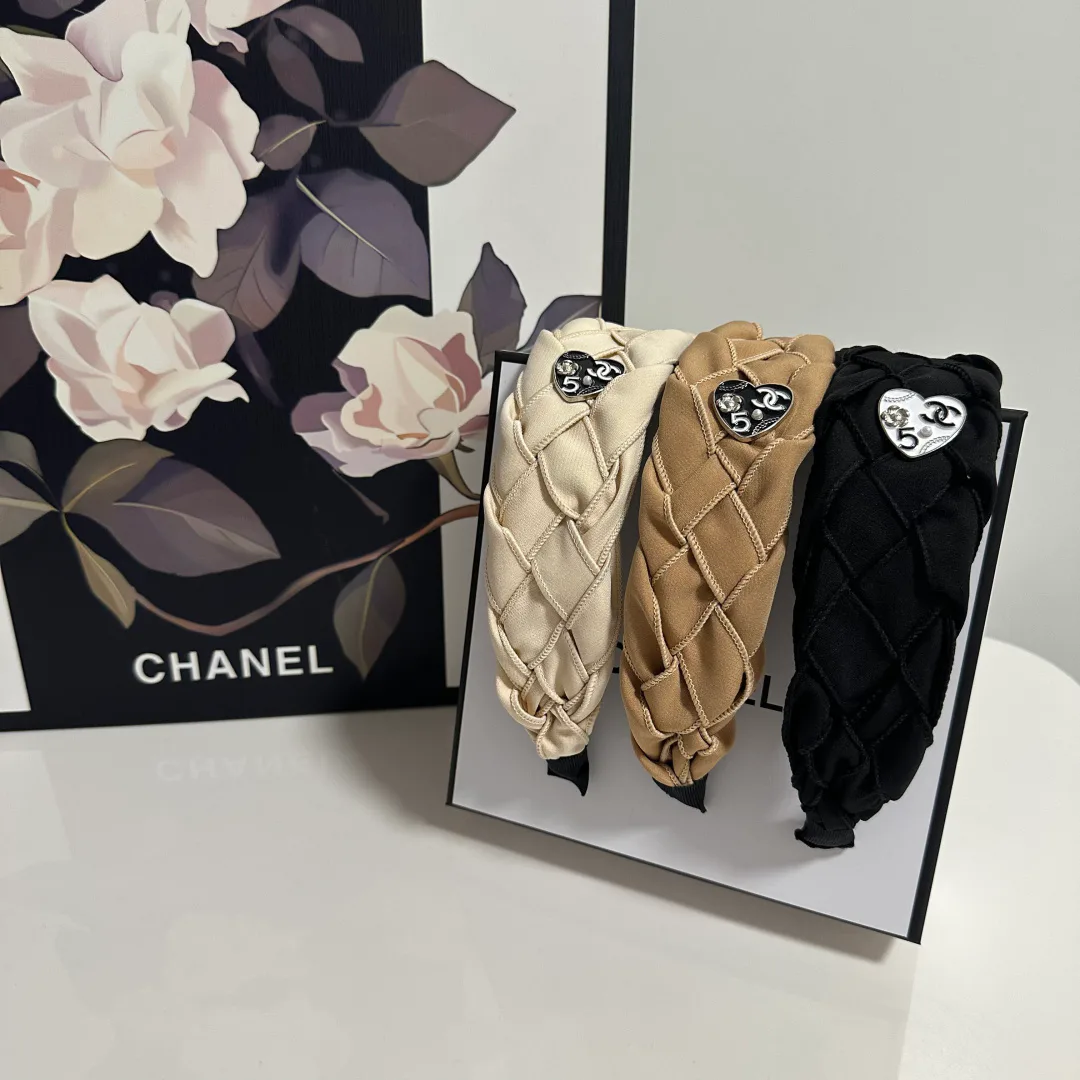 Головные Уборы Chanel 11469204