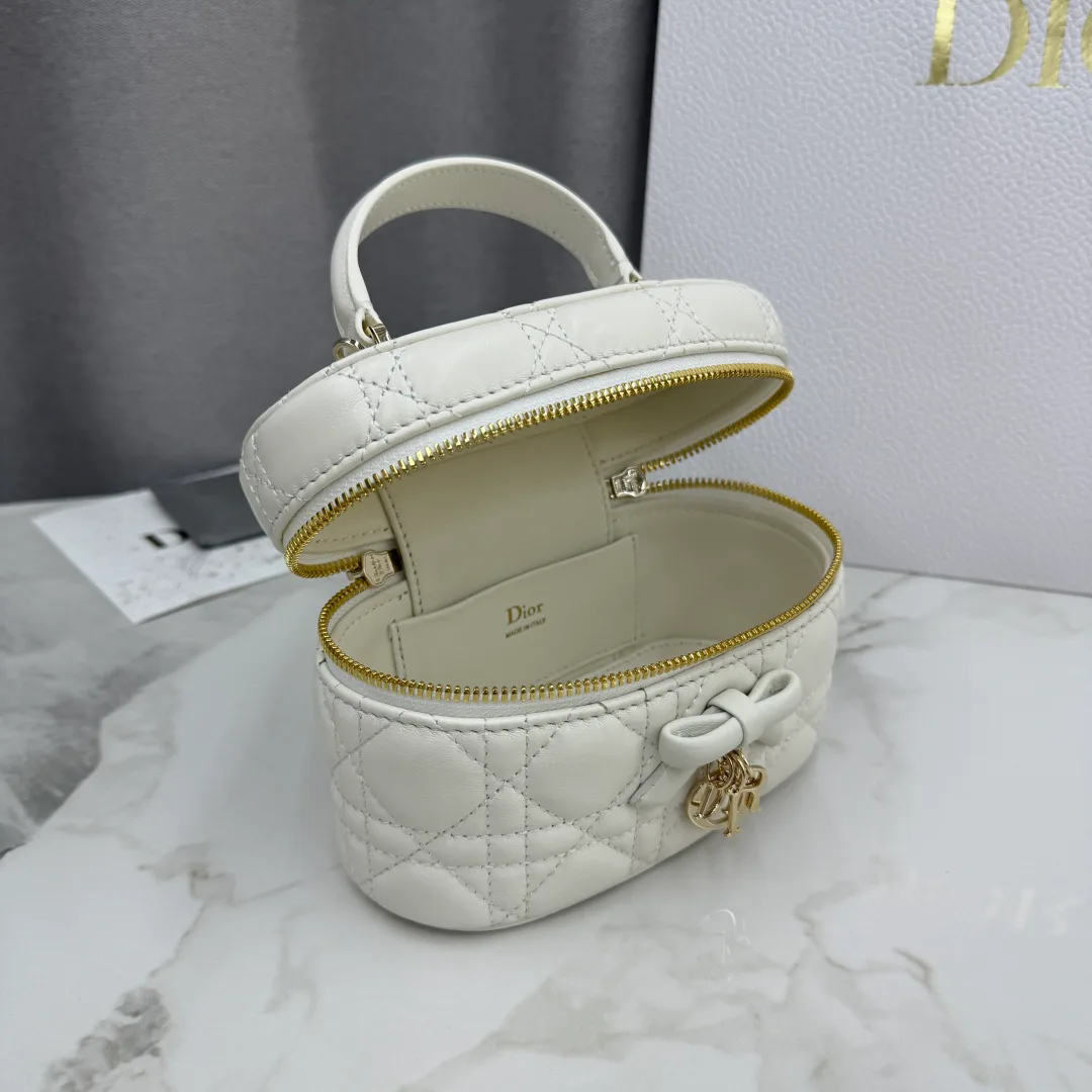 Классические Сумки Женские Christian Dior 11669096